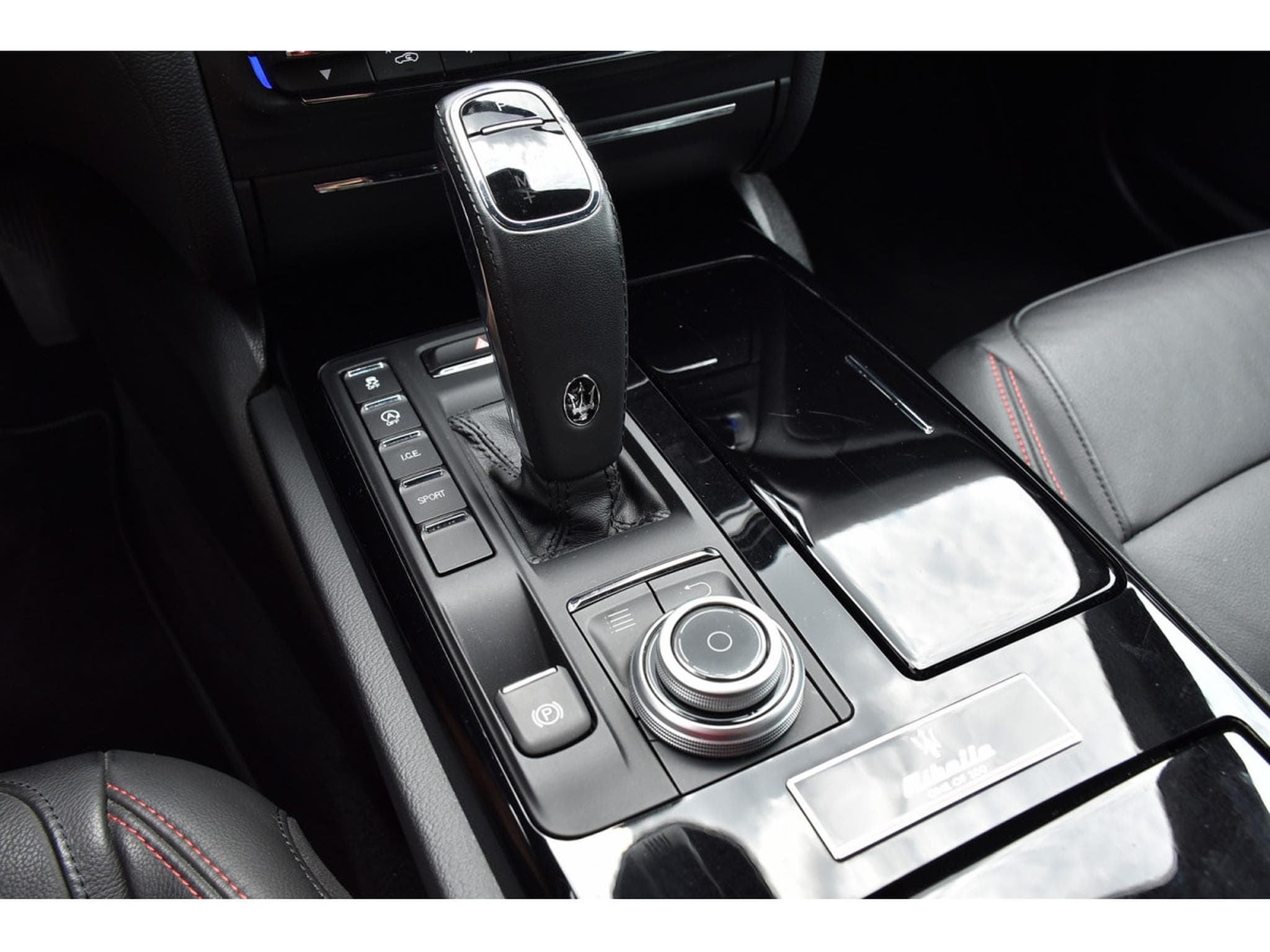 Maserati Ghibli 3.0 V6 BiTurbo Ribelle CUIR MEMO GPS KEYLESS (2018) - Foto 15