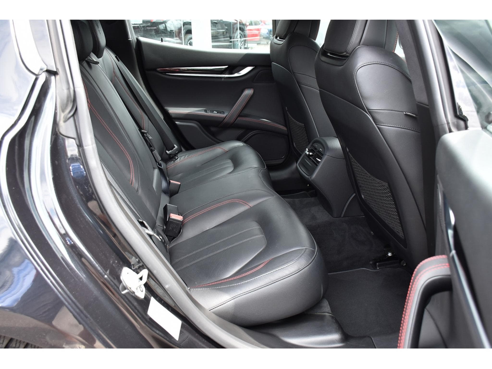 Maserati Ghibli 3.0 V6 BiTurbo Ribelle CUIR MEMO GPS KEYLESS (2018) - Foto 7