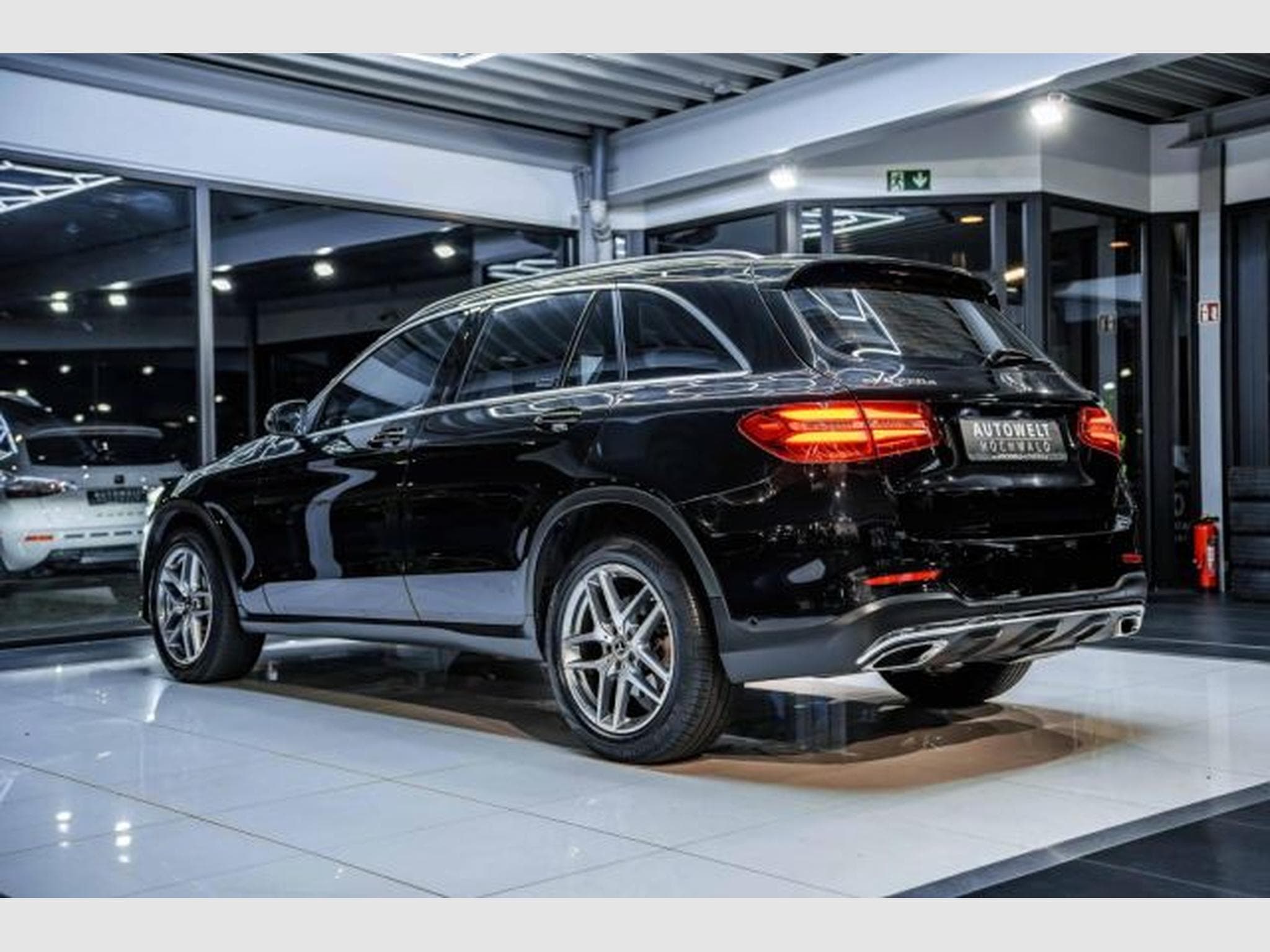 Mercedes GLC 220 GLC 220d 4Matic G-Tronic AMG-Line NAVI LED RFK (2016) - Foto 11