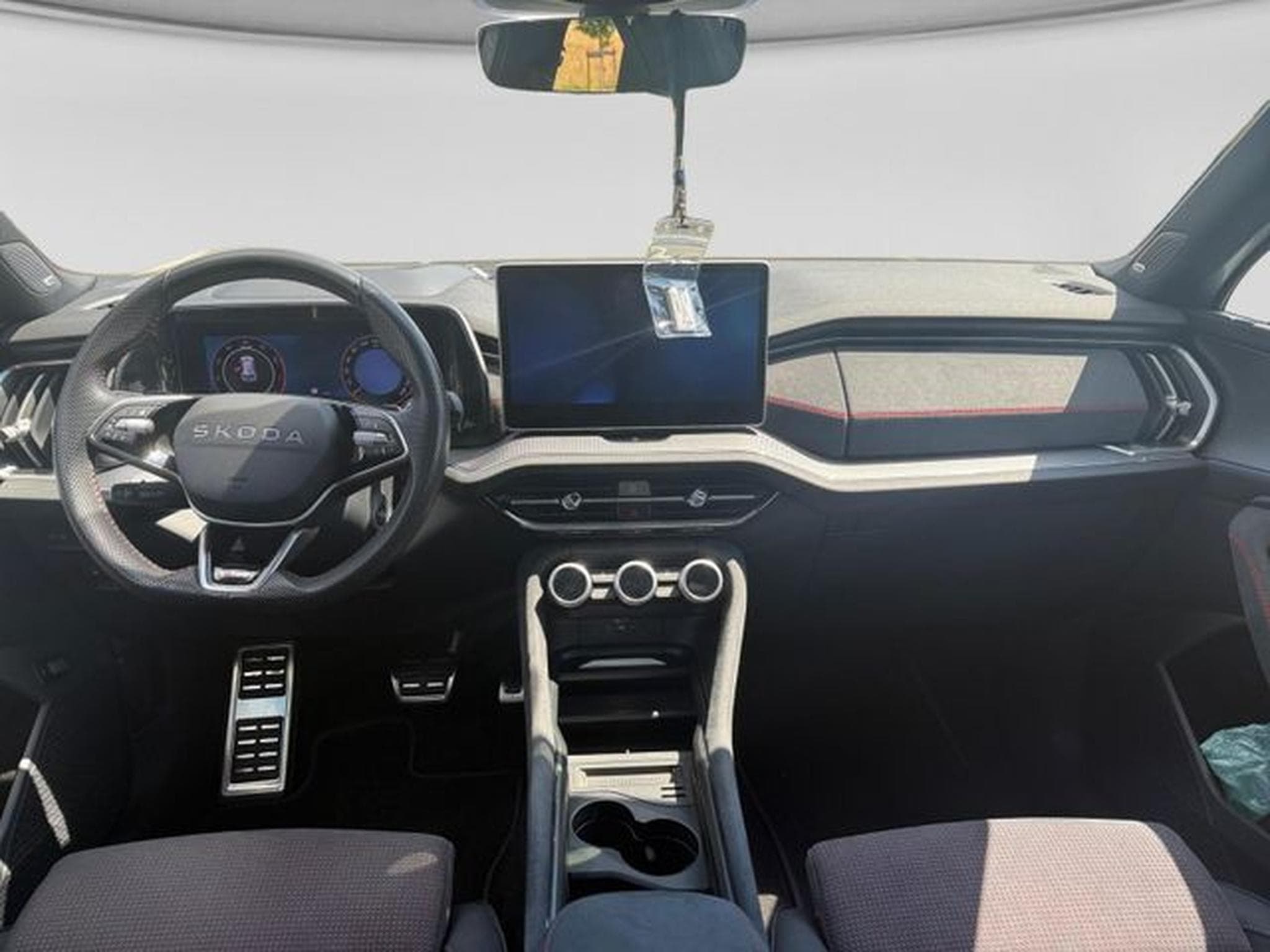 Skoda Kodiaq Kodiaq 2.0 TSI 4x4 RS, AHK, DCC+, 360 Grad (2025) - Photo 12