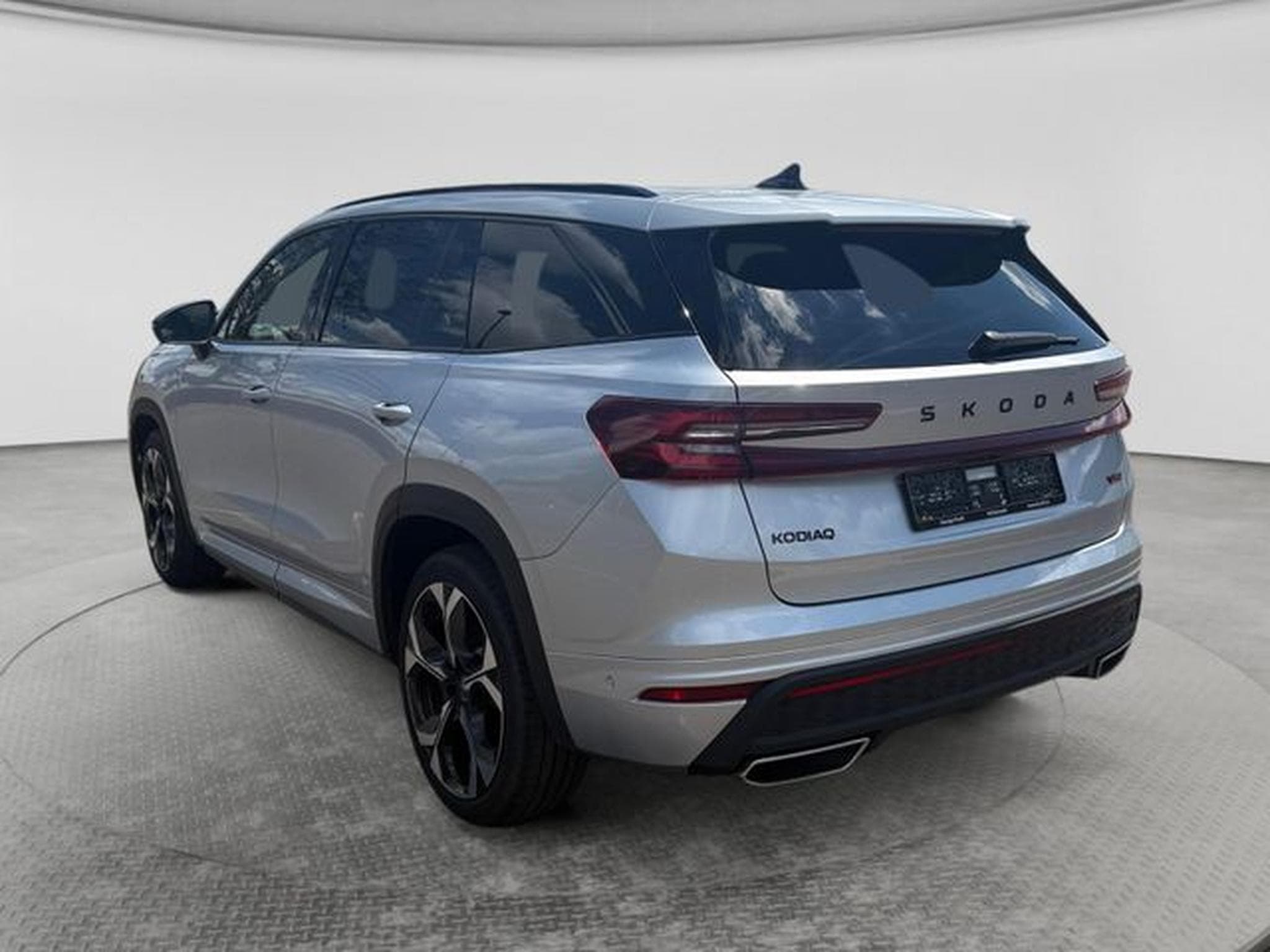 Skoda Kodiaq Kodiaq 2.0 TSI 4x4 RS, AHK, DCC+, 360 Grad (2025) - Photo 4