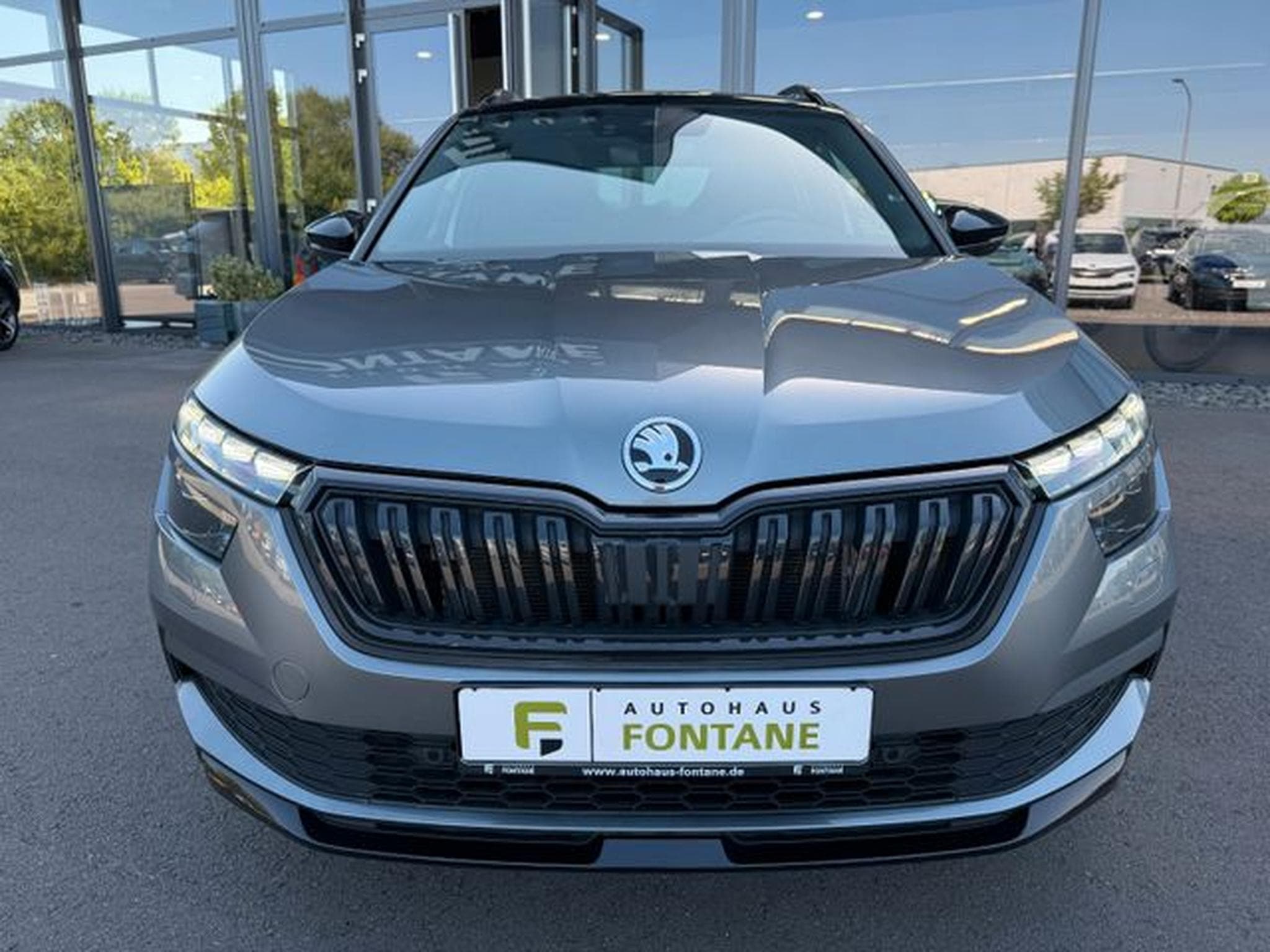 Skoda Kamiq Kamiq 1,5TSi DSG Monte Carlo Pano Navi 18" AHK (2023) - Foto 2