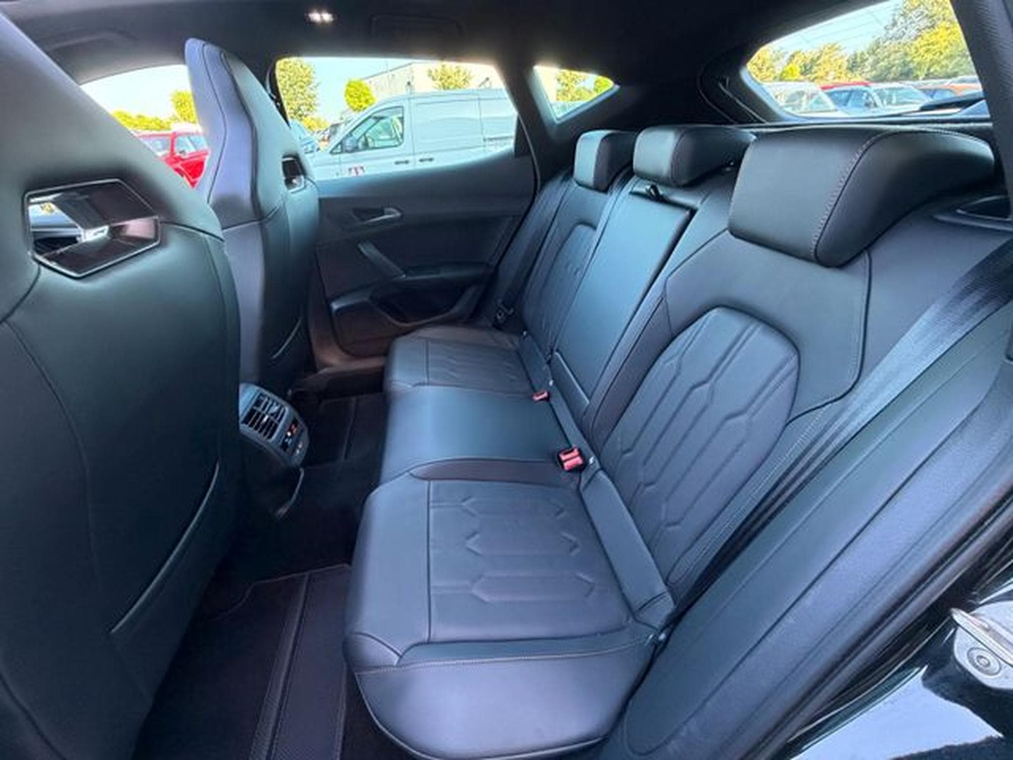 Cupra Formentor Formentor VZ 4Drive Pano Leder AHK 360° Beats (2021) - Foto 11