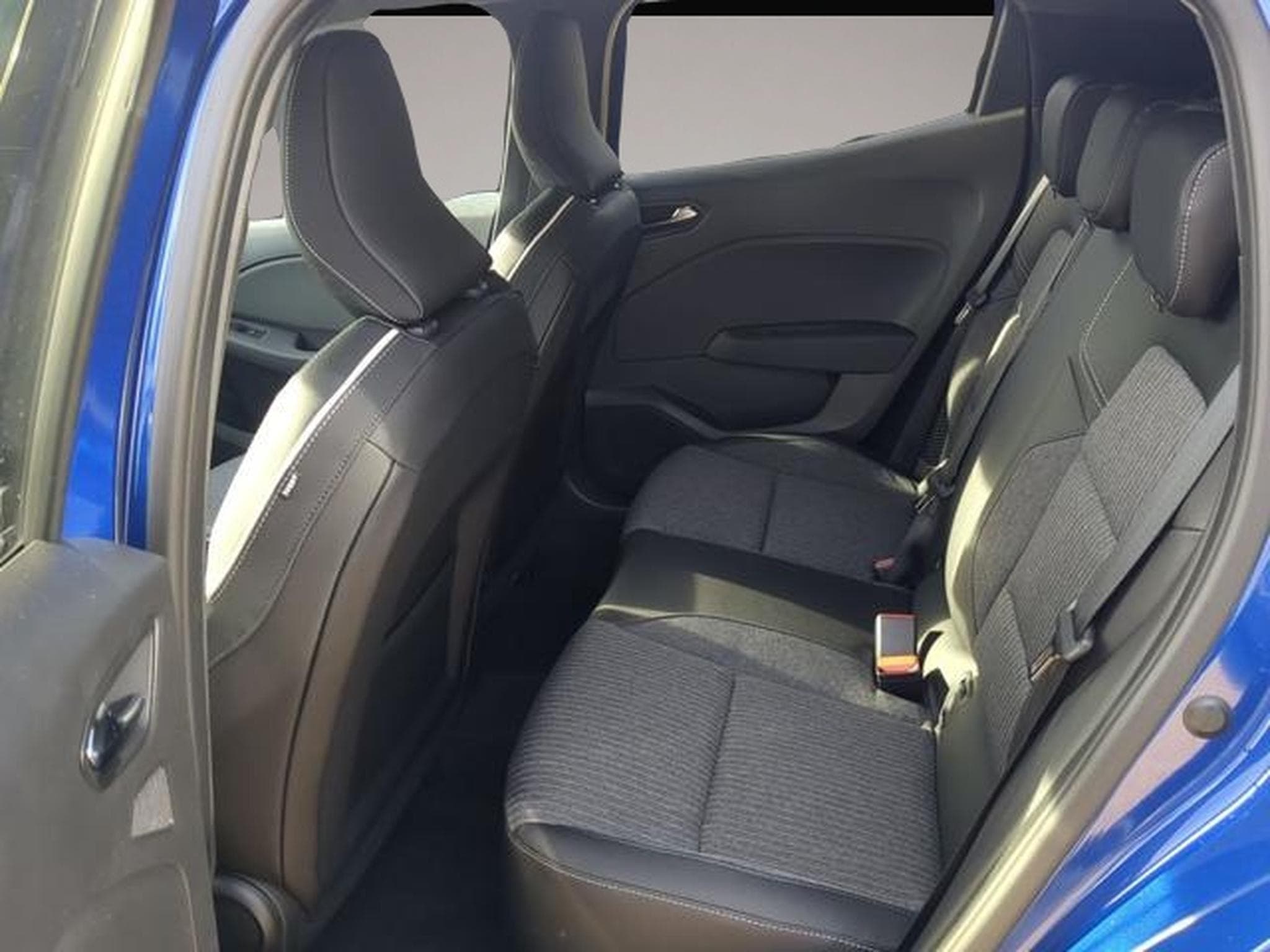 Mitsubishi Colt (2025) - Foto 5