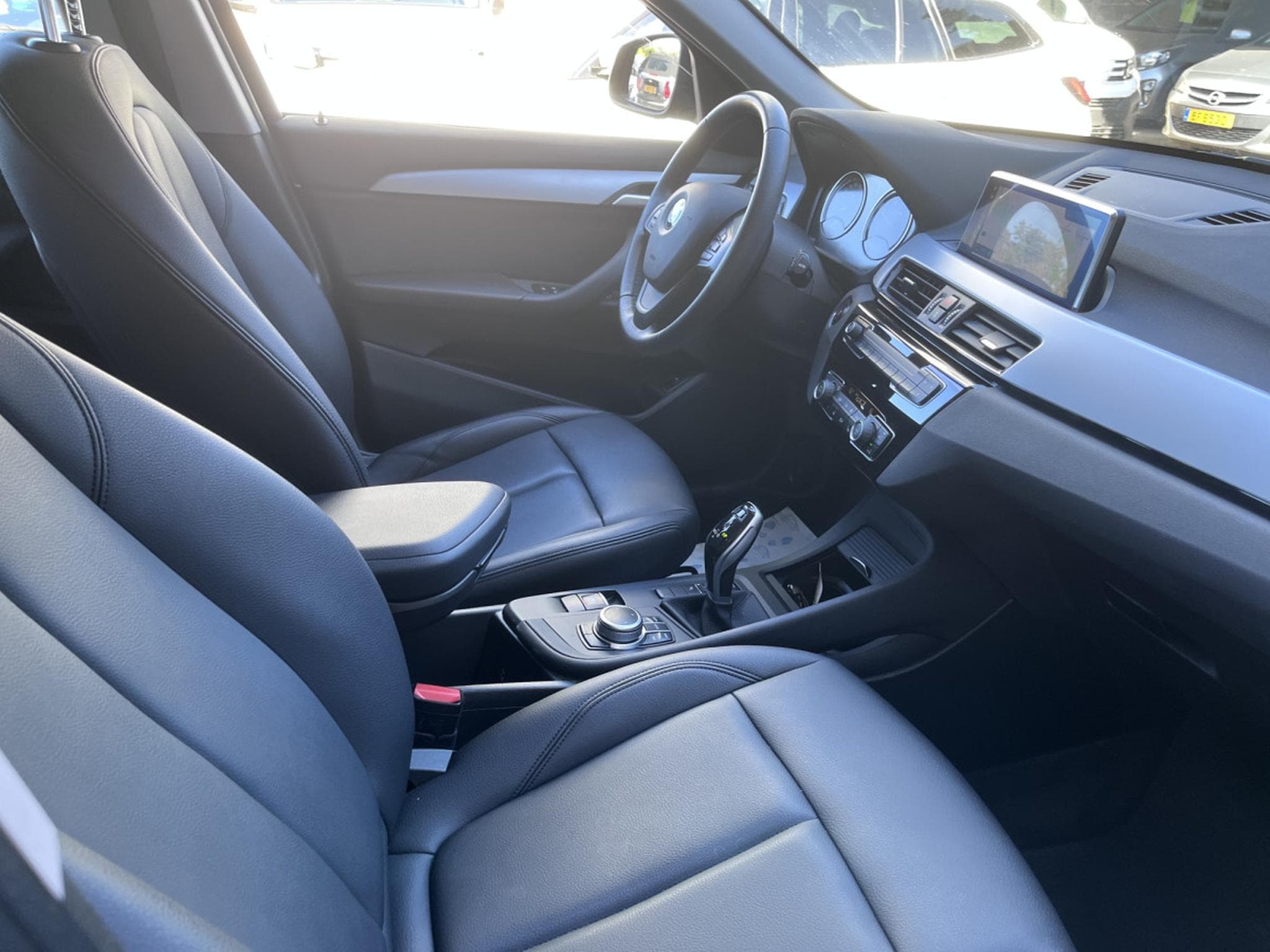 BMW X1 sDrive16dA 116PK (2020) - Photo 10