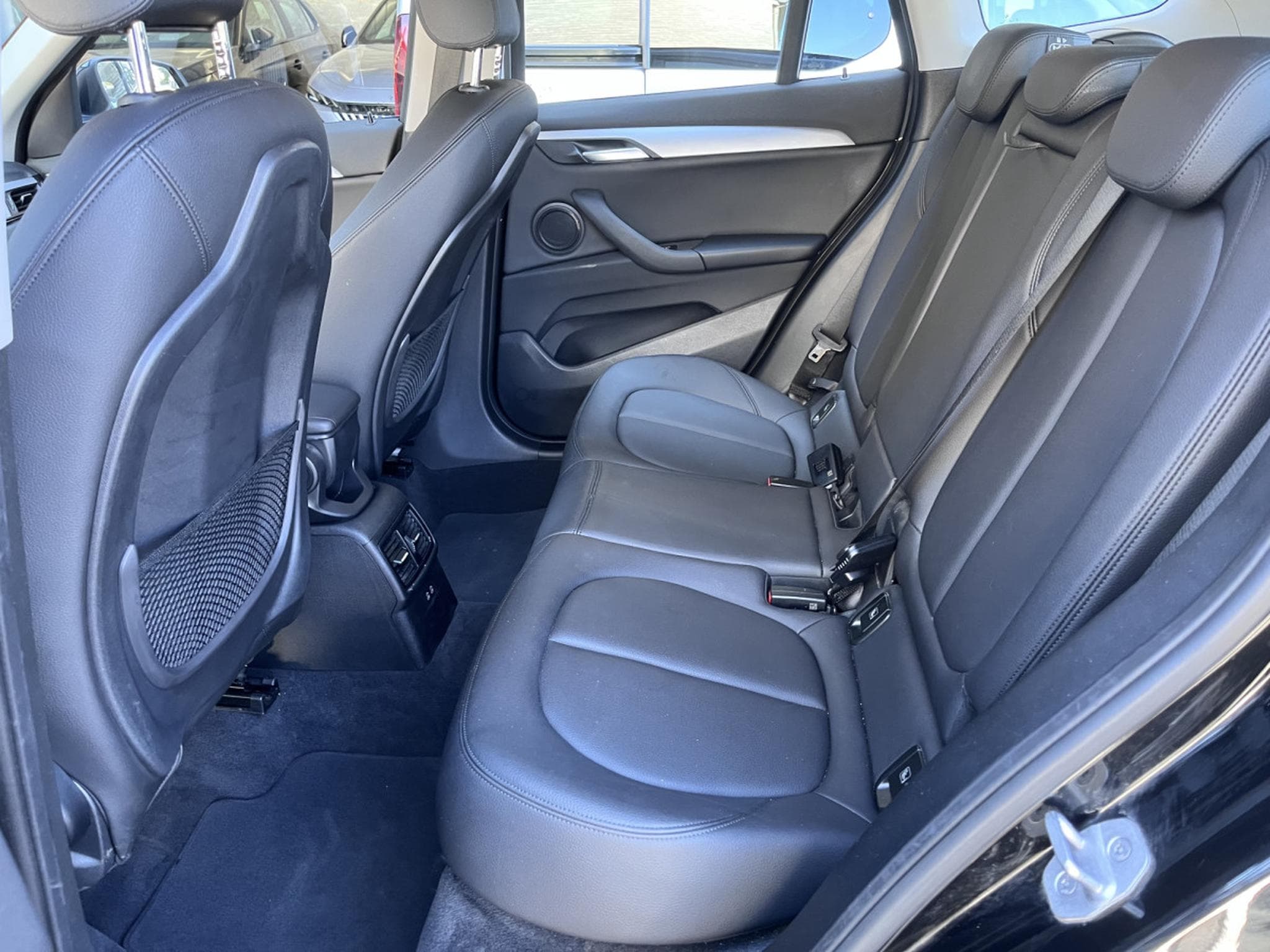 BMW X1 sDrive16dA 116PK (2020) - Photo 16