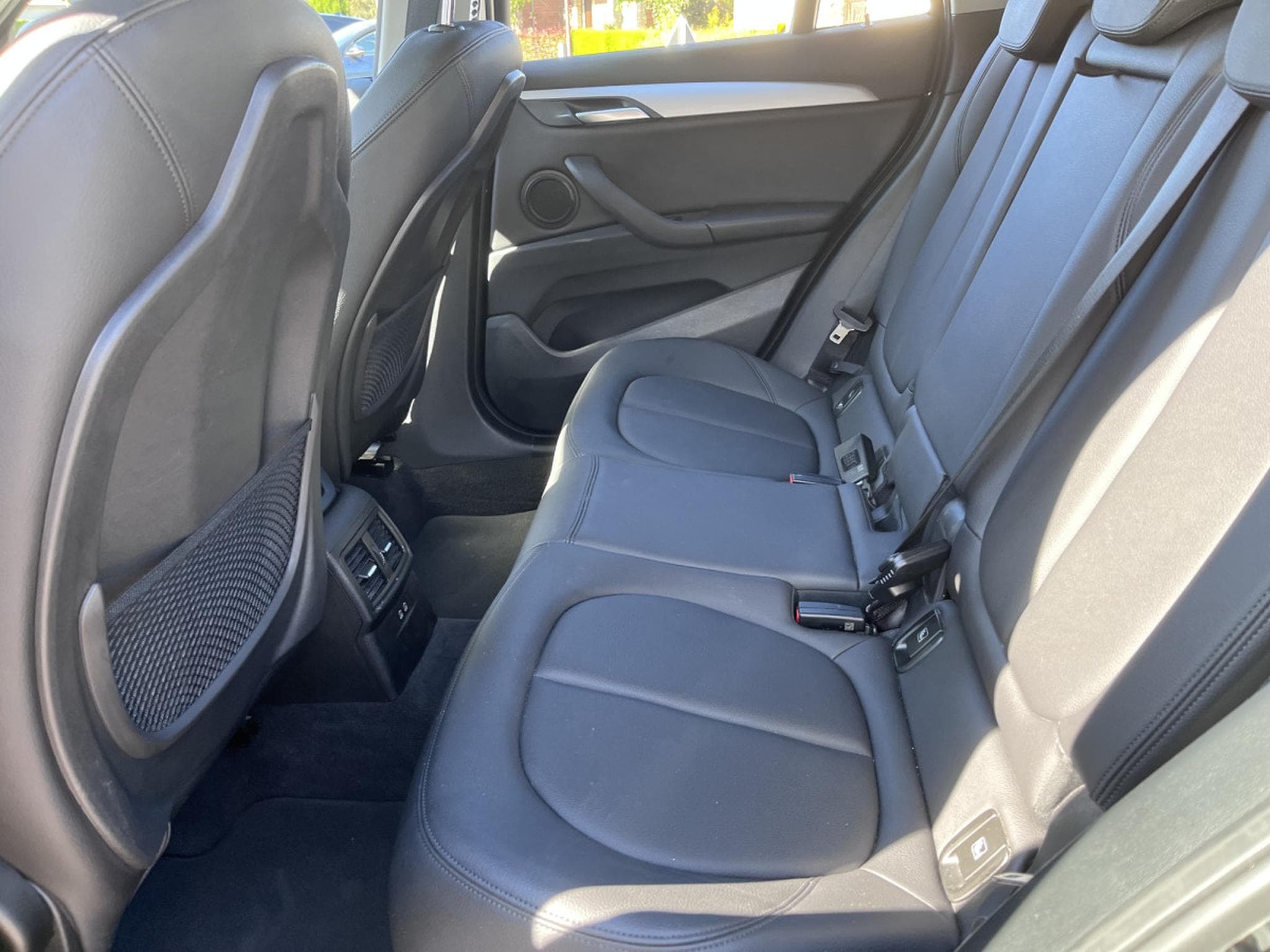 BMW X1 sDrive16dA 116PK (2020) - Photo 17
