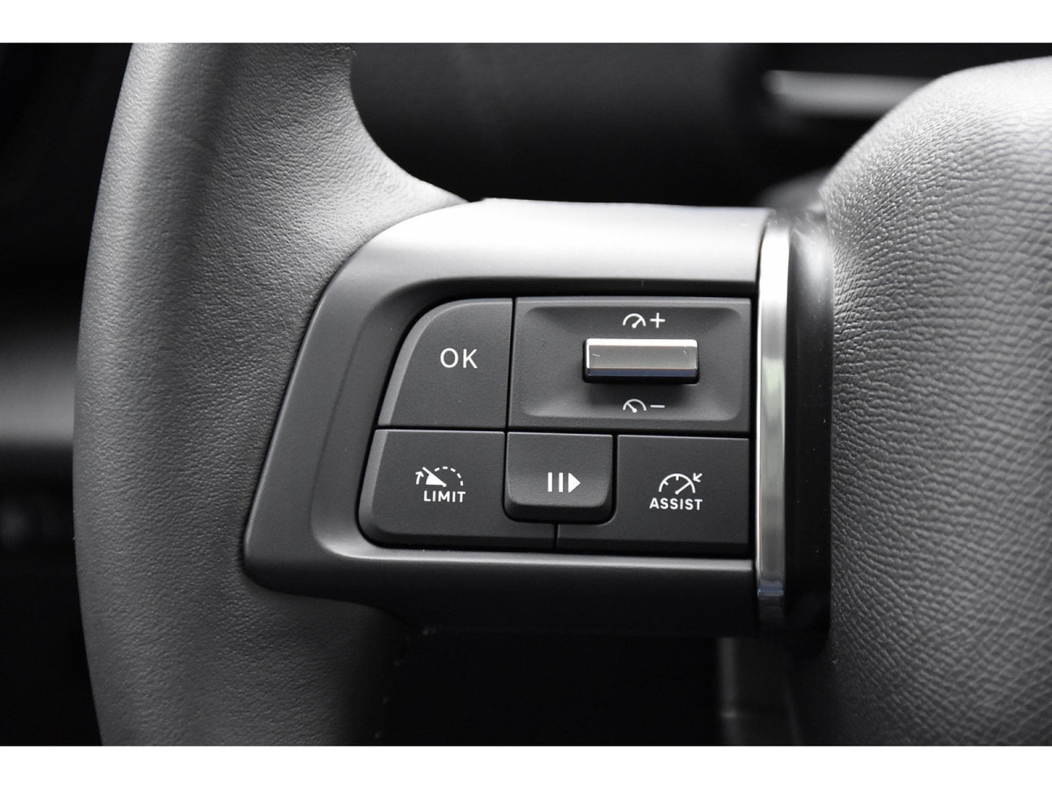 Citroën C4 1.2 PureTech 130 MAX CUIR TO HUD GPS LANE SIDE CAM360 1°MAIN (2024) - Foto 22