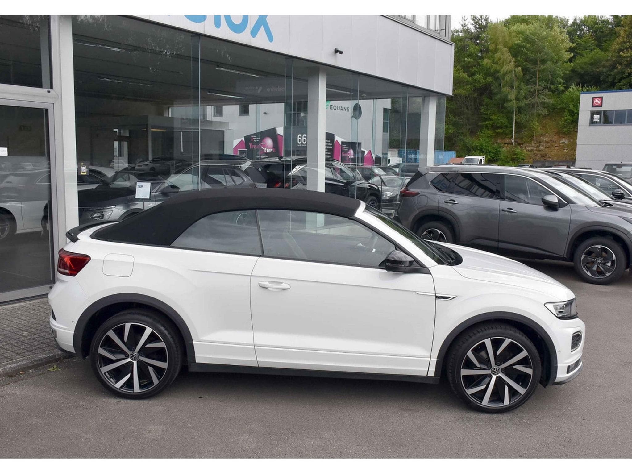 VW T-Roc Cabrio 1.5 TSI R-Line DSG CUIR ACC GPS BEATS CAM PARK 1°MAIN (2021) - Foto 4