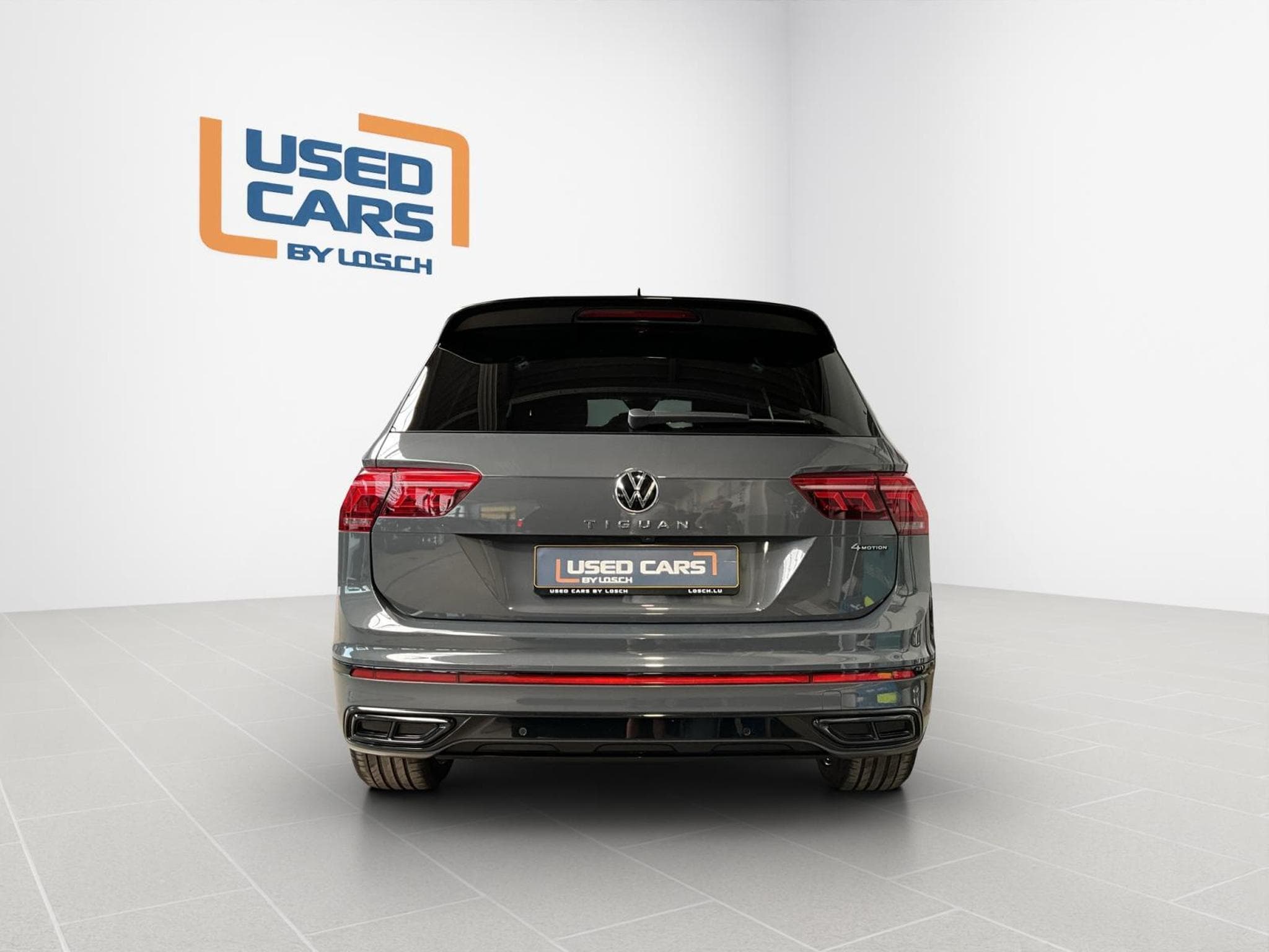 VW Tiguan R-Line+4M+DSG+Pano+BlackStyle+AHK (2023) - Foto 7
