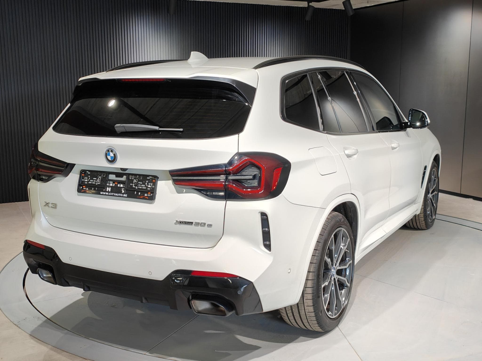 BMW X3 XDRIVE30e PACK M CARPLAY CAMERA 360 GPS LED (2023) - Foto 3