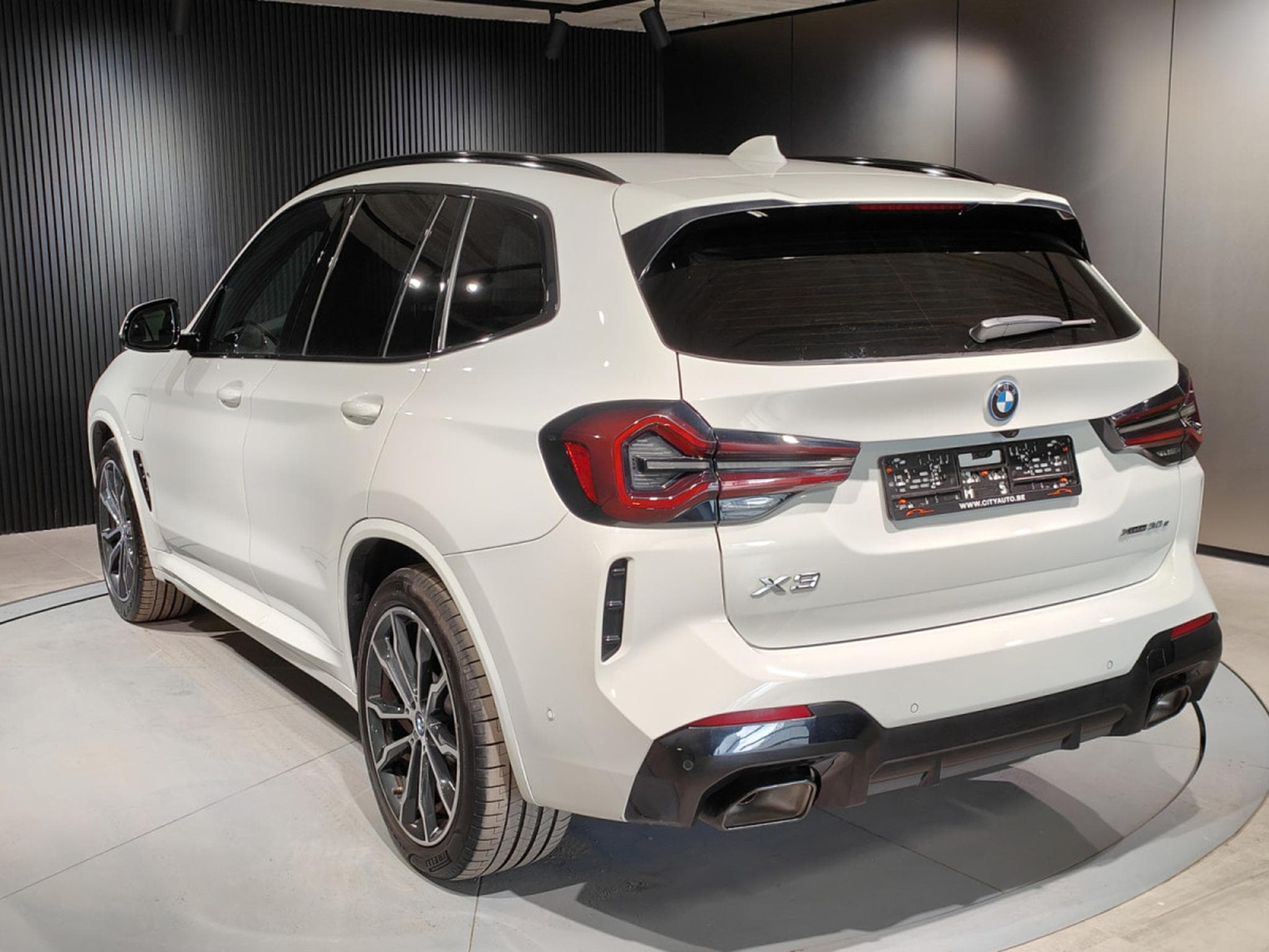 BMW X3 XDRIVE30e PACK M CARPLAY CAMERA 360 GPS LED (2023) - Foto 4