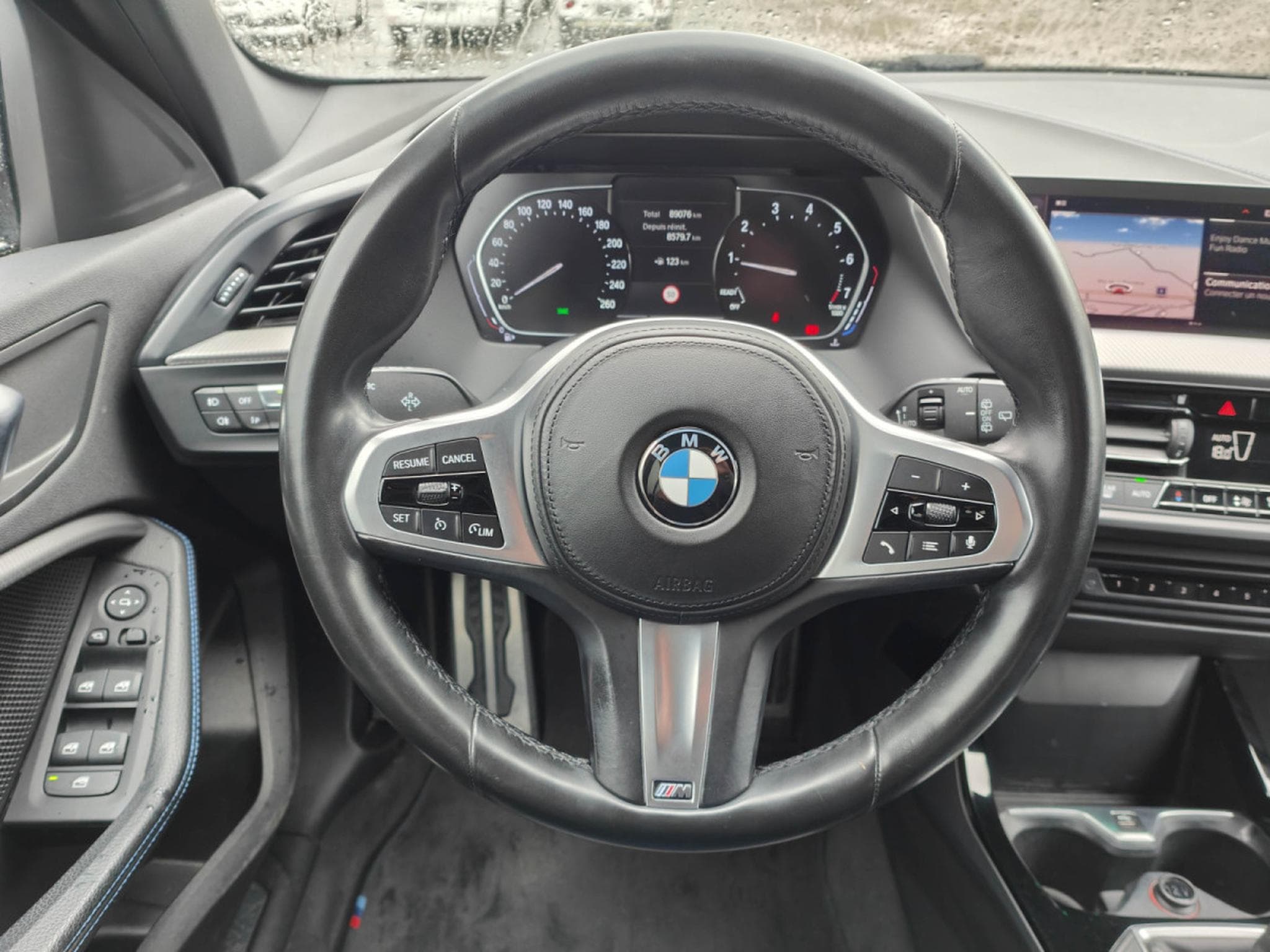 BMW 118 118I PACK M GPS CAMERA CARPLAY SIEGES CHAUFFANTS (2021) - Foto 15