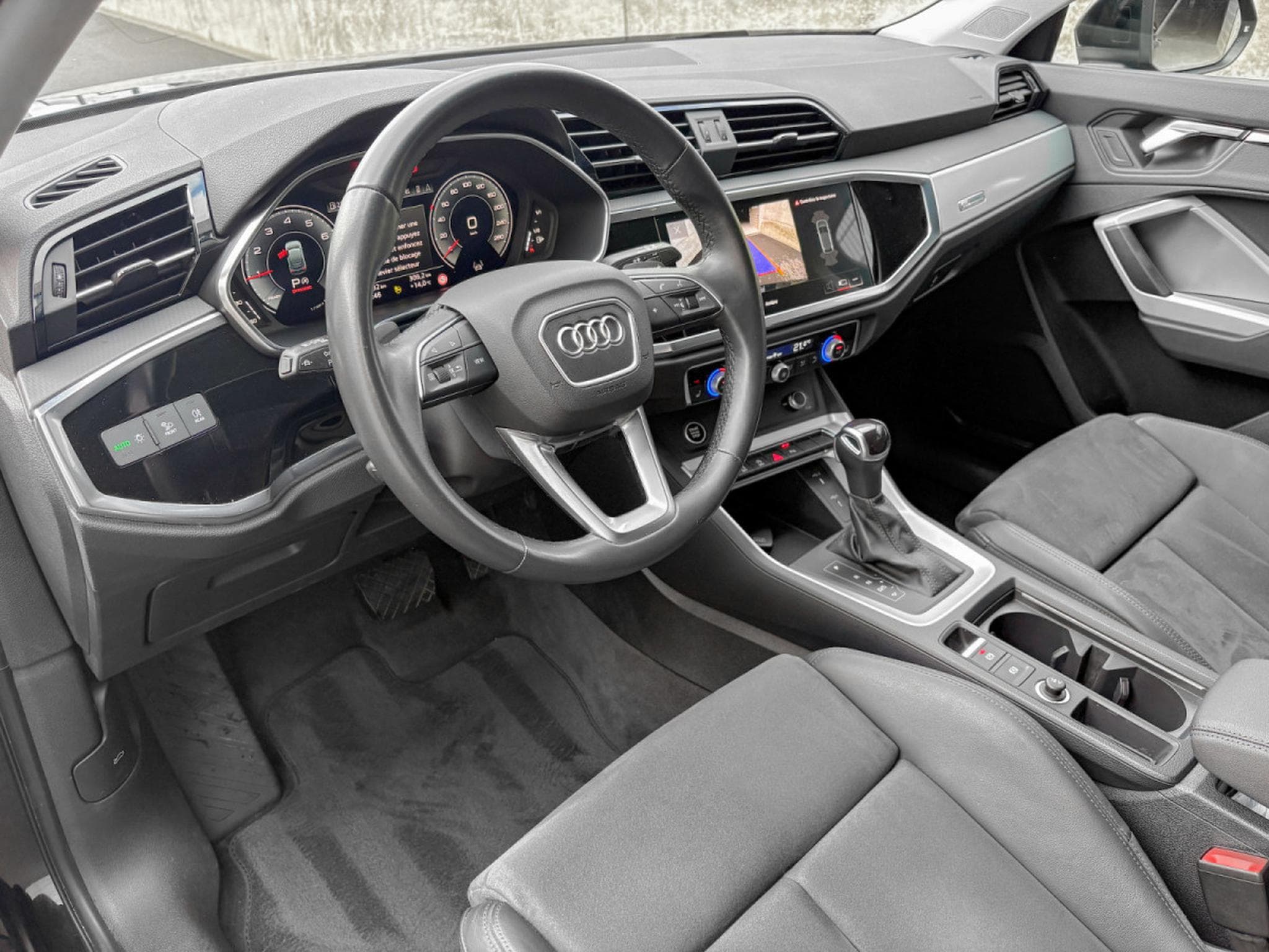 Audi Q3 Q3 Sportback 35 TFSI S line (2023) - Photo 4