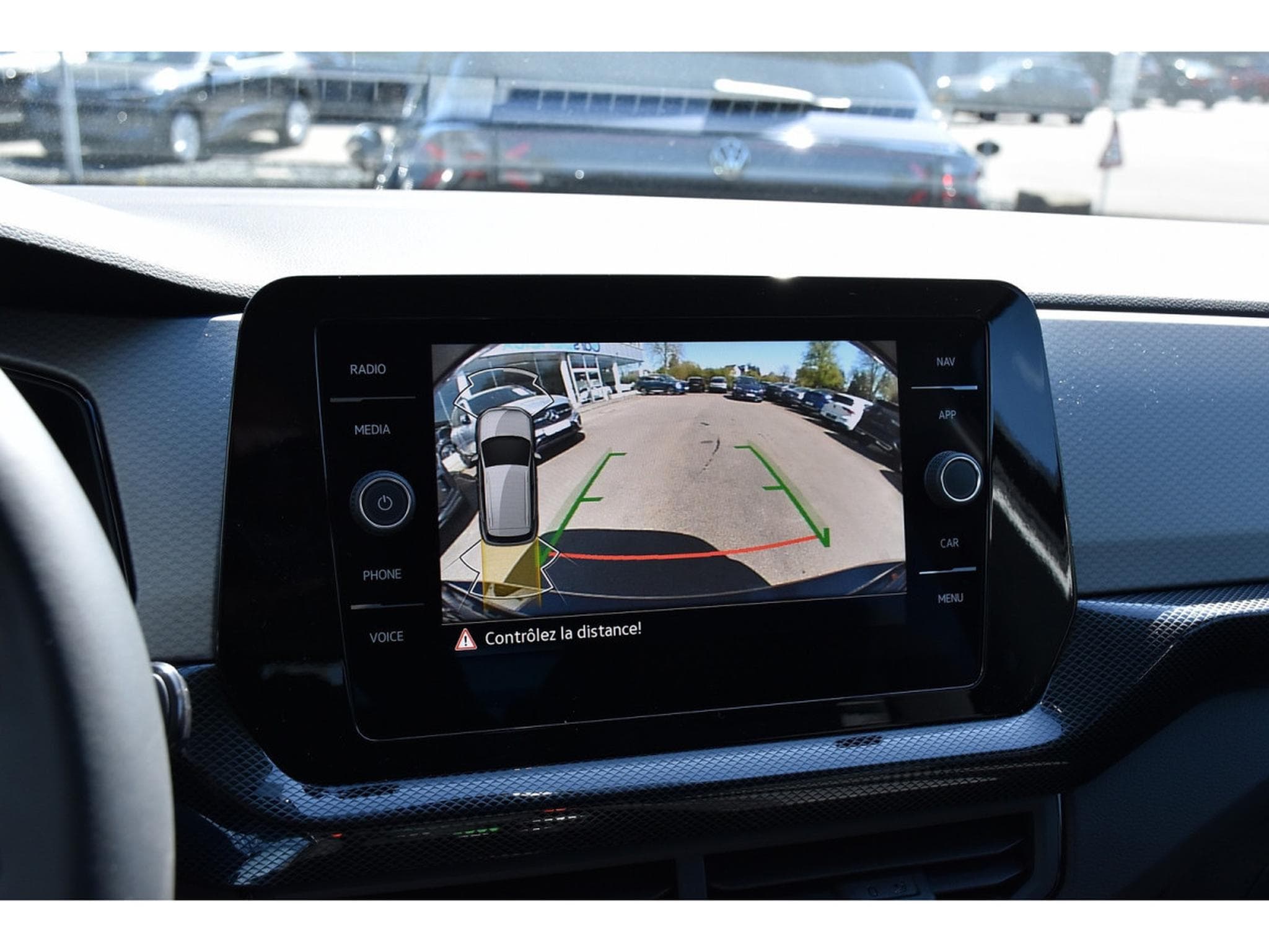 VW T-Cross 1.0 TSI Life DSG SG CHFF ACC TRAVEL SIDE CAM NEUF (2026) - Foto 16