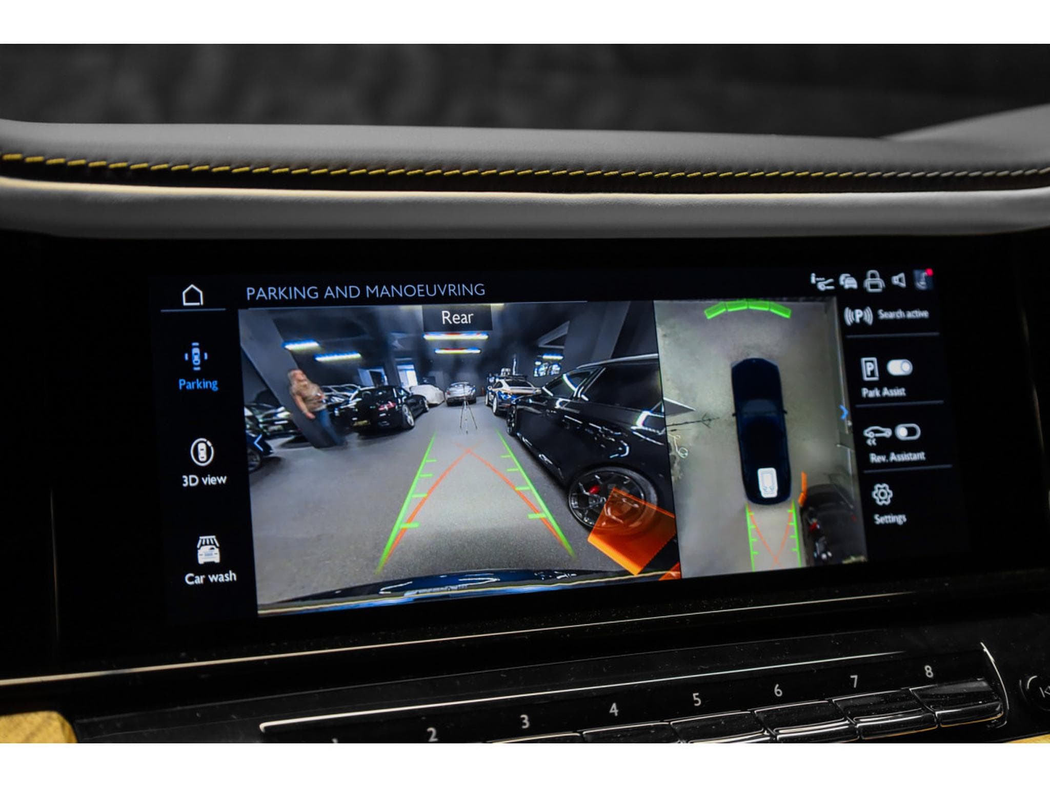 Rolls-Royce Cullinan 6.75 V12 - Midnight Sapphire (2026) - Photo 18