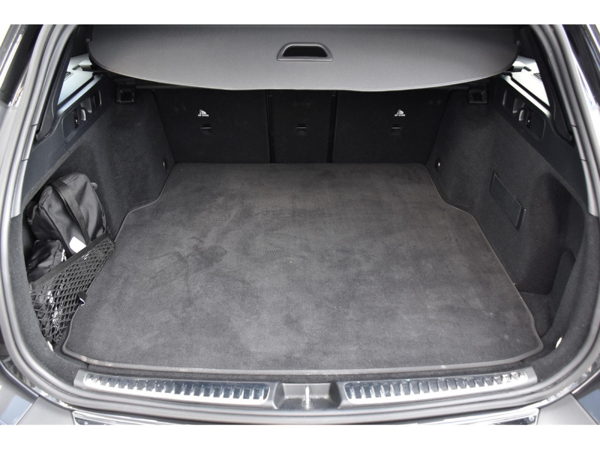 Mercedes C 220 CDI Break 4Matic All Terrain 9G PANO MEMO DISTR ATT RMQ (2025) - Foto 23