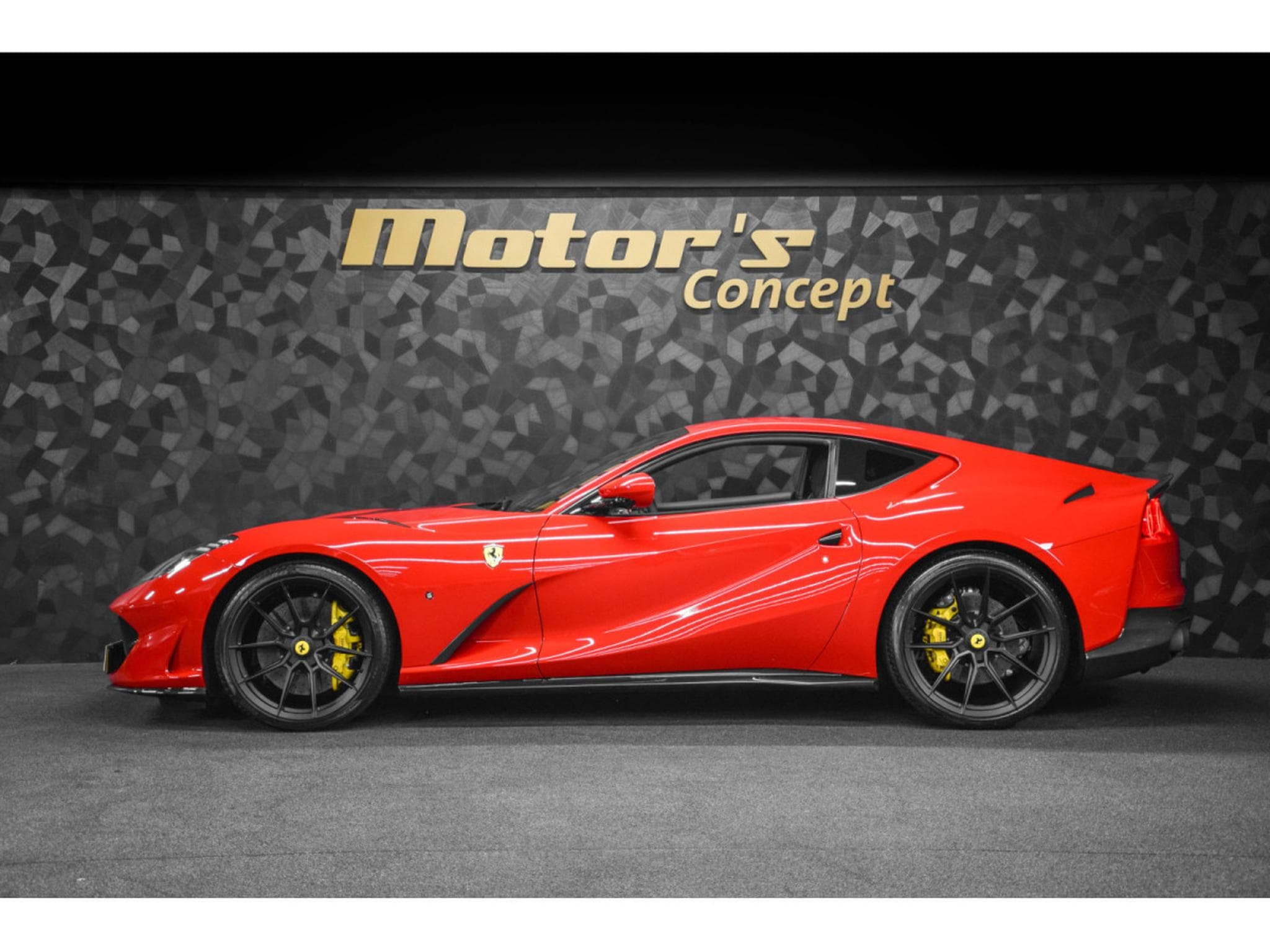 Ferrari 812 Superfast 6.5 V12 - KIT NOVITEC CARBONE (2020) - Foto 2