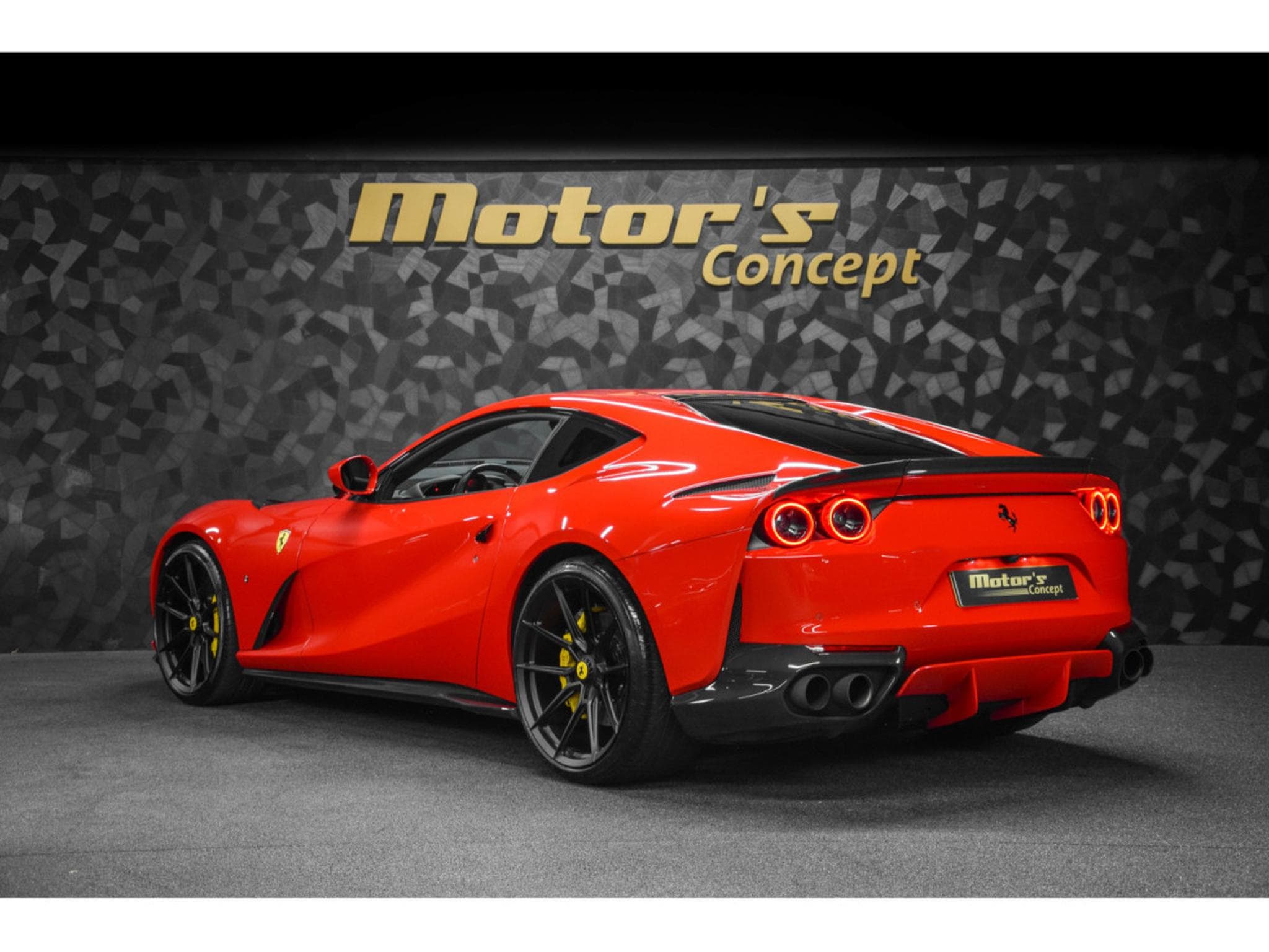 Ferrari 812 Superfast 6.5 V12 - KIT NOVITEC CARBONE (2020) - Foto 7