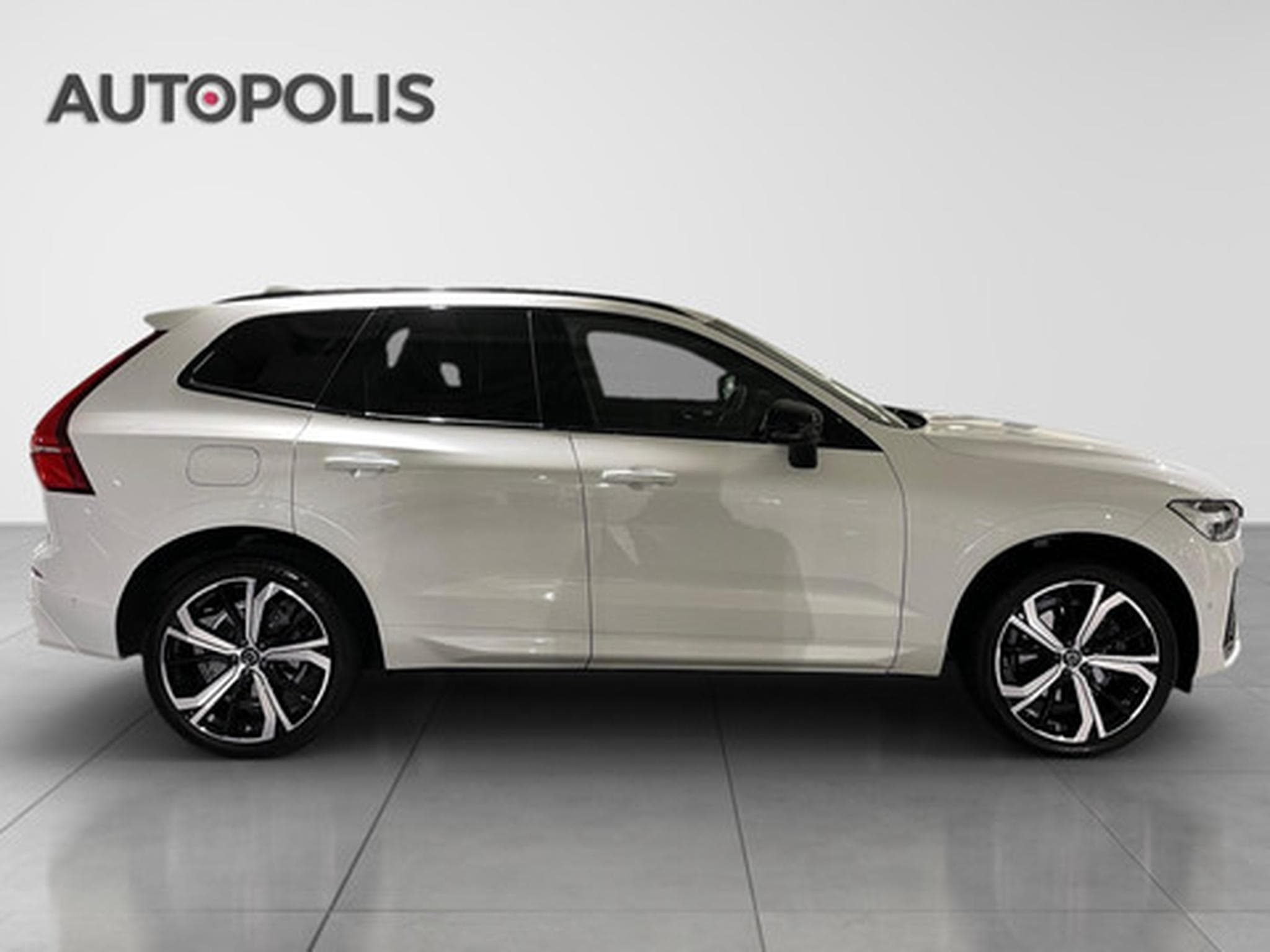 Volvo XC60 2.0 B4 D 4x4 Ultimate Dark Aut. (2023) - Foto 18