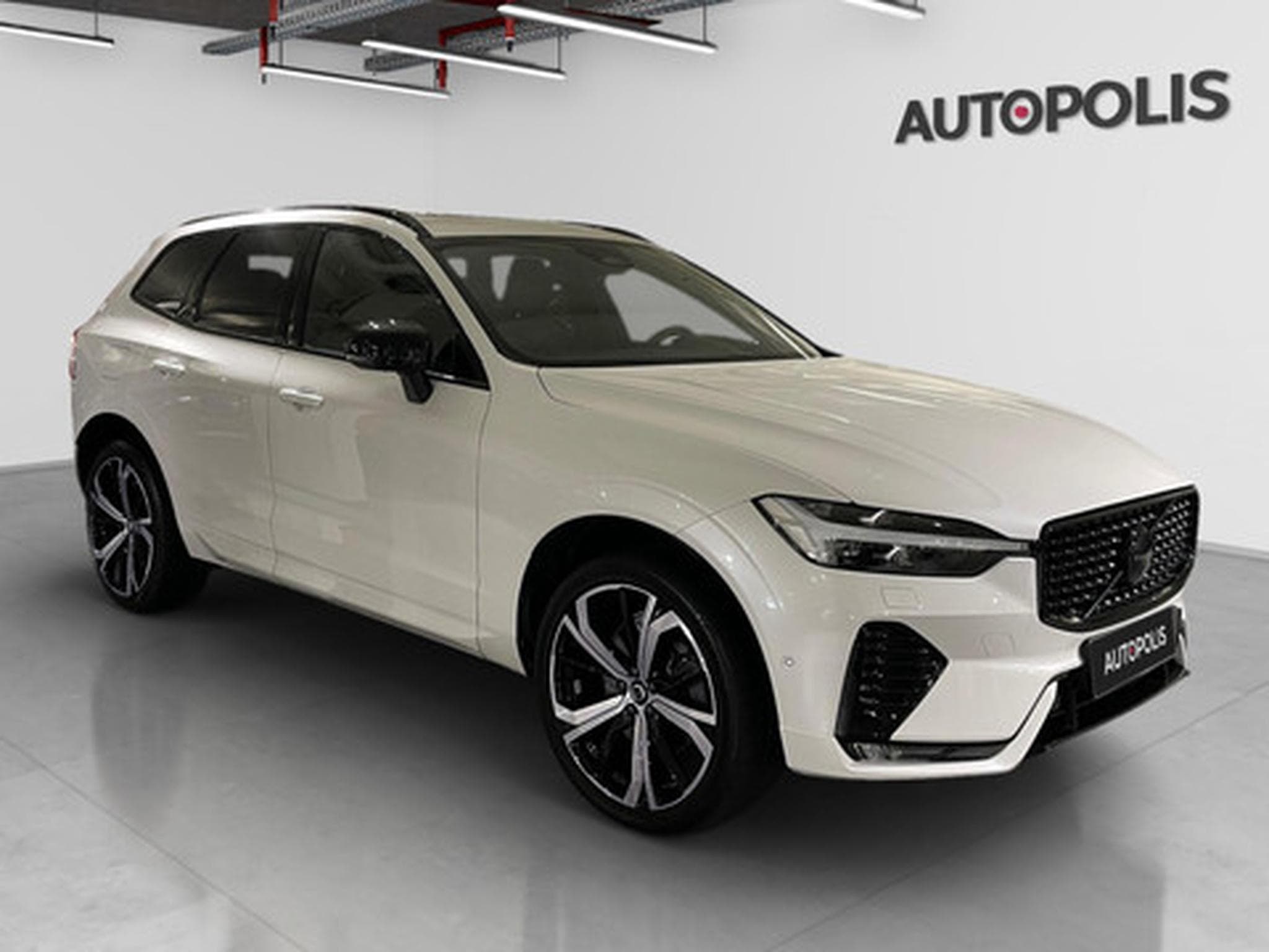 Volvo XC60 2.0 B4 D 4x4 Ultimate Dark Aut. (2023) - Foto 21