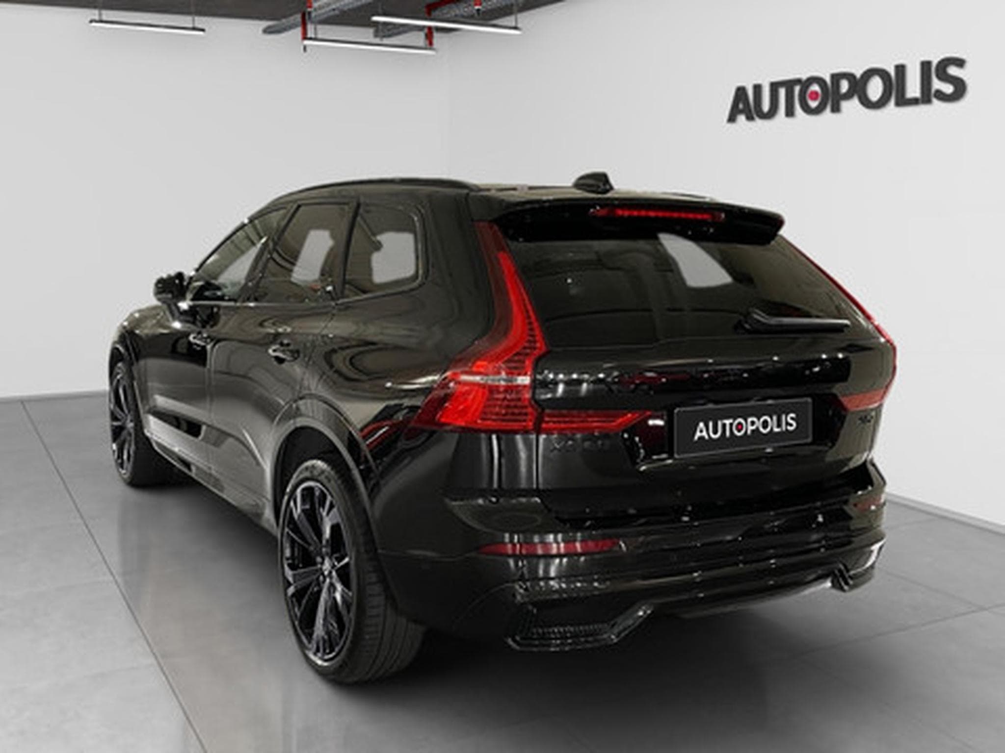 Volvo XC60 B5 4x4 Core Aut. (2025) - Foto 20