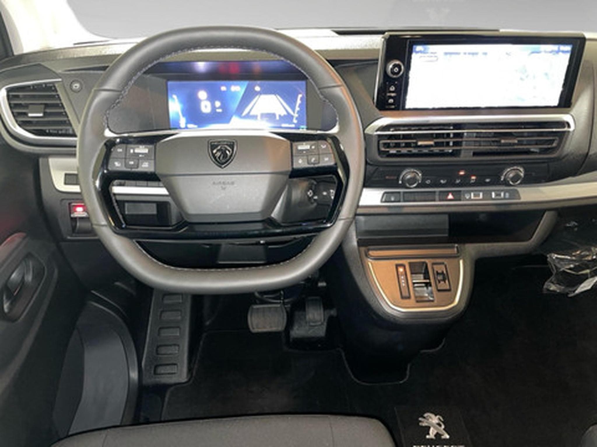 Peugeot Traveller 2.0 BlueHDi 130kW EAT8 (2025) - Foto 6