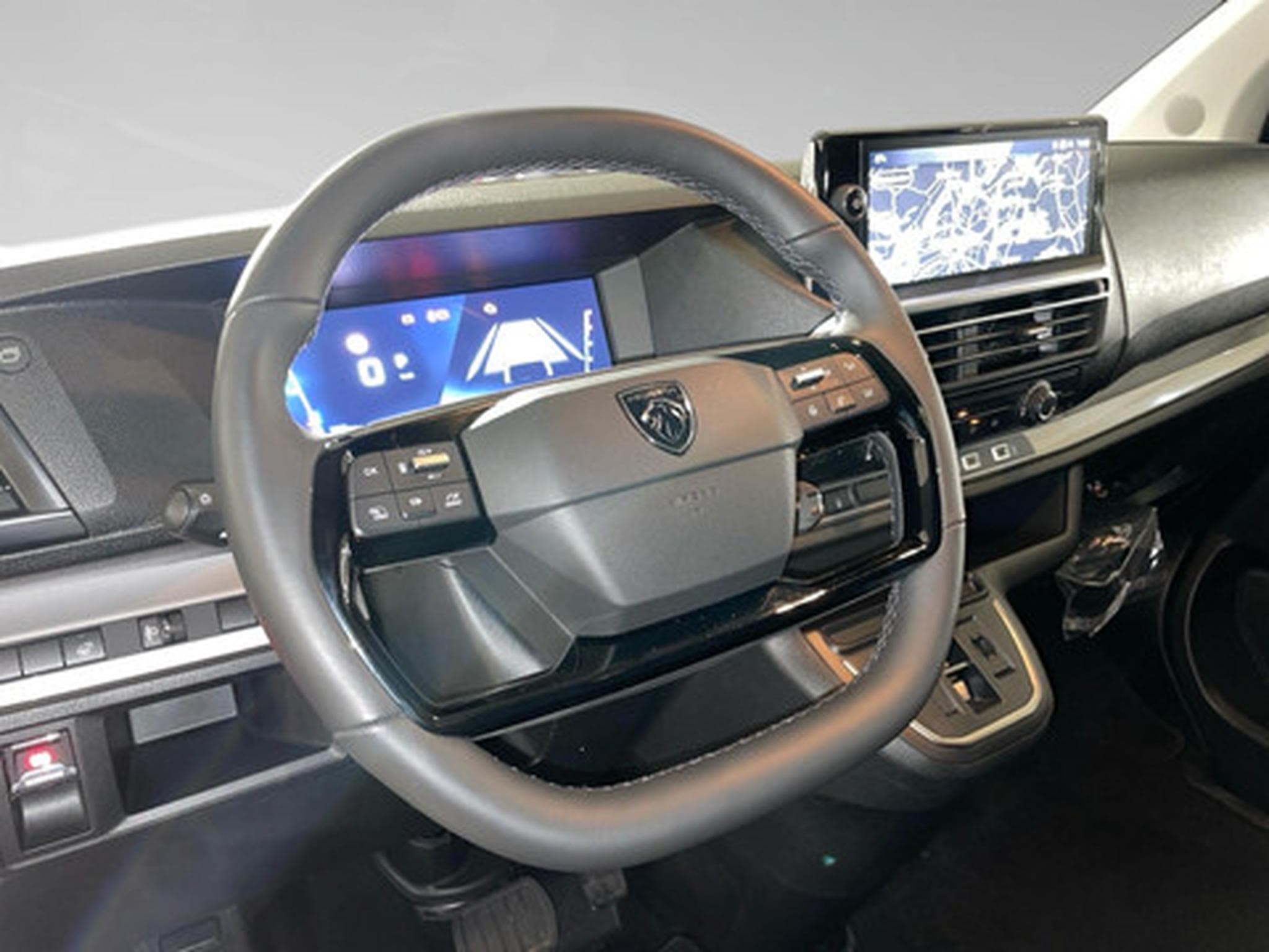 Peugeot Traveller 2.0 BlueHDi 130kW EAT8 (2025) - Foto 8