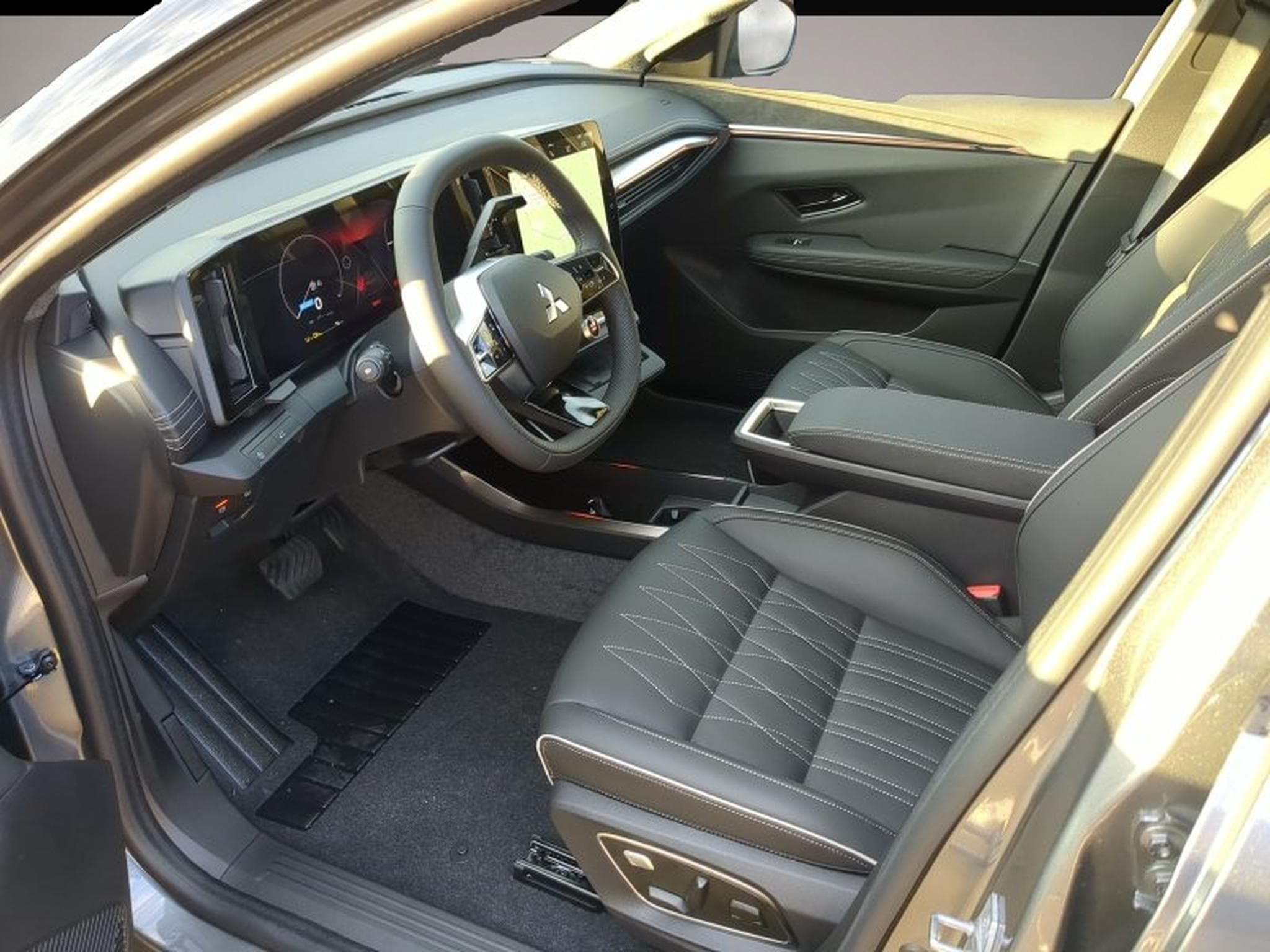 Mitsubishi Eclipse Cross (2025) - Foto 4