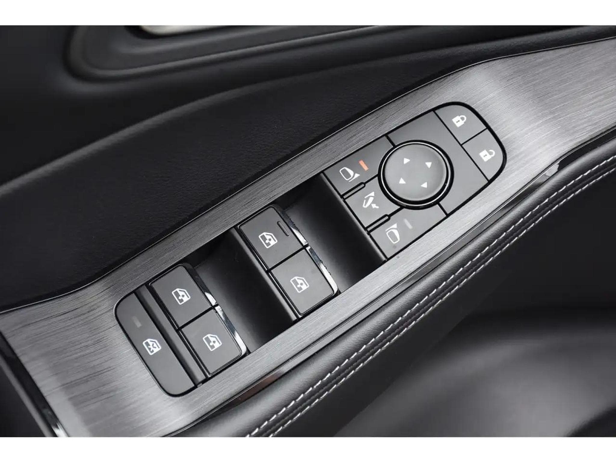 Nissan X-Trail (2026) - Photo 21