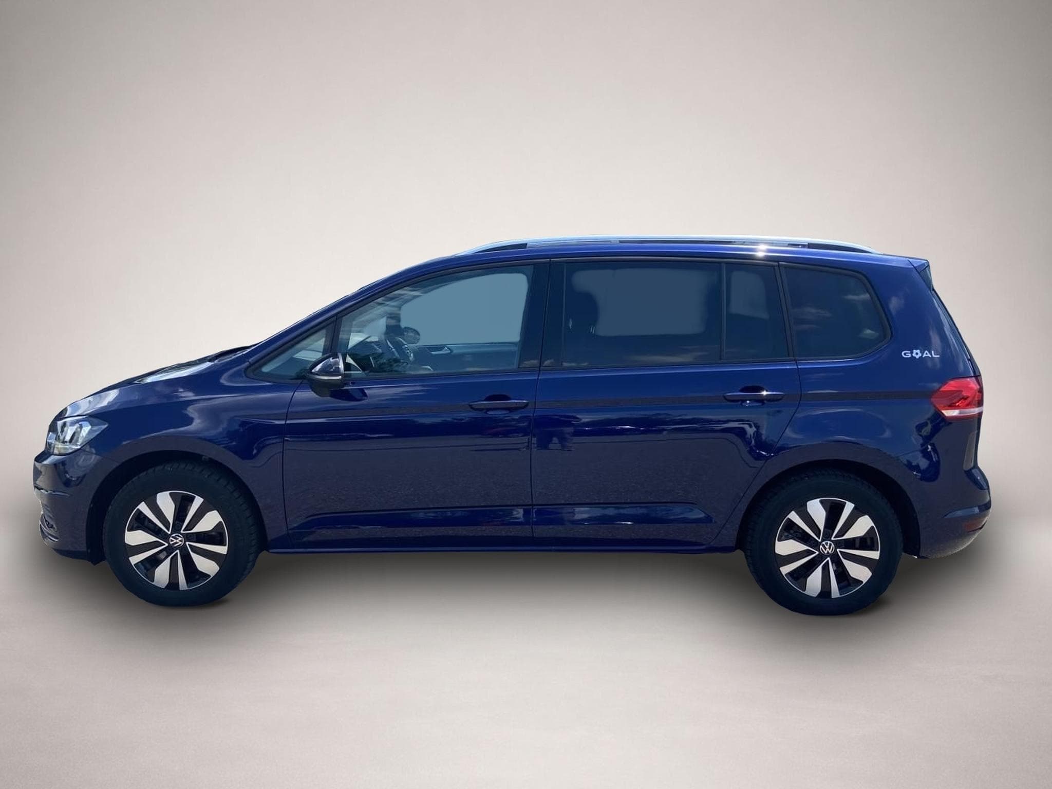 VW Touran (2025) - Foto 2