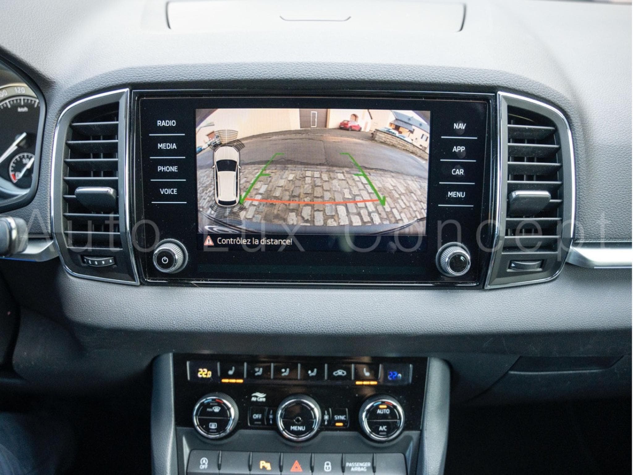 Skoda Karoq 1.5 TSI 150 Style DSG (2018) - Photo 12