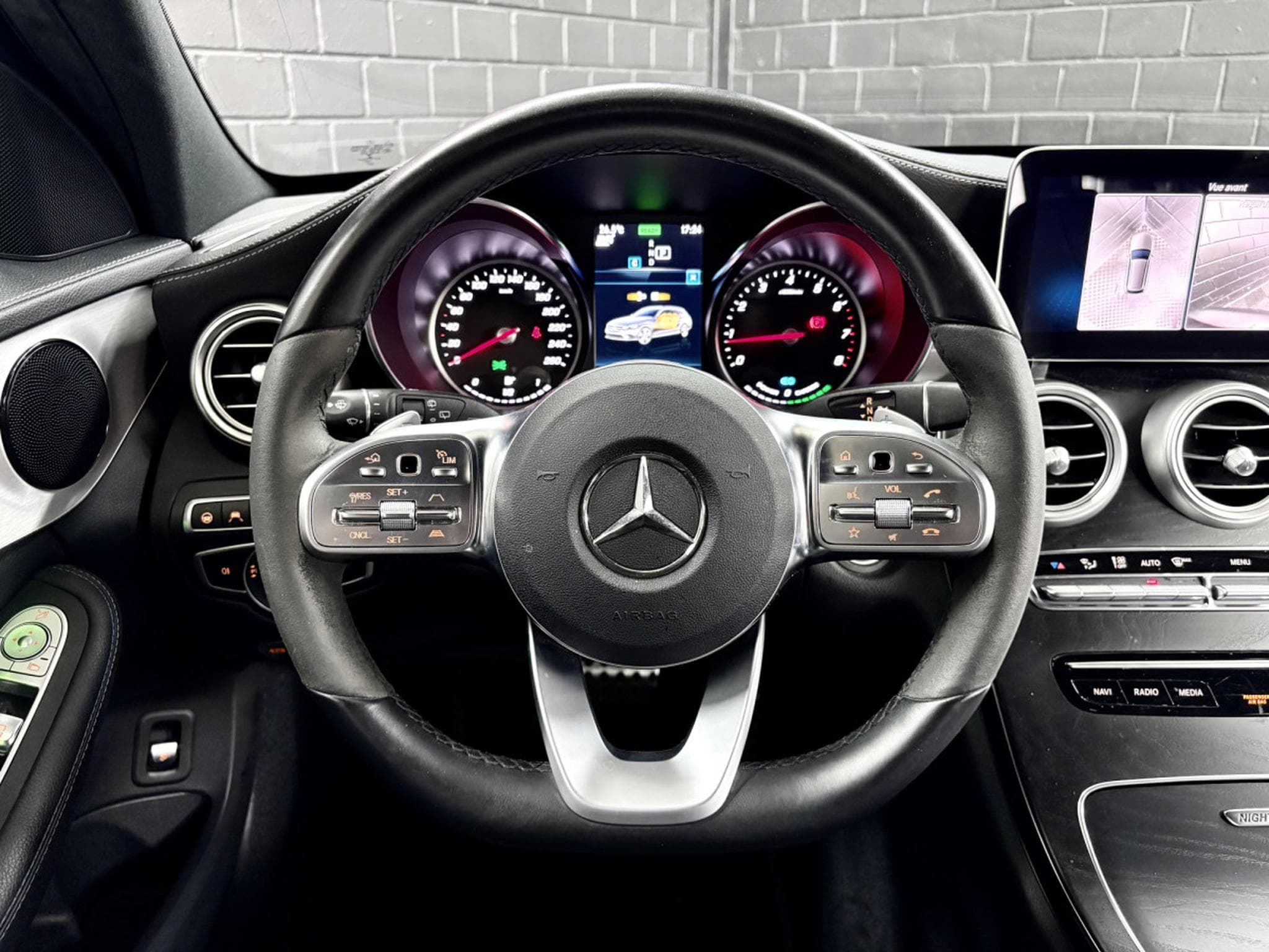 Mercedes 300 AMG LINE NIGHT EDITION 258 CV *CAM 360° * HAYON * (2021) - Foto 11