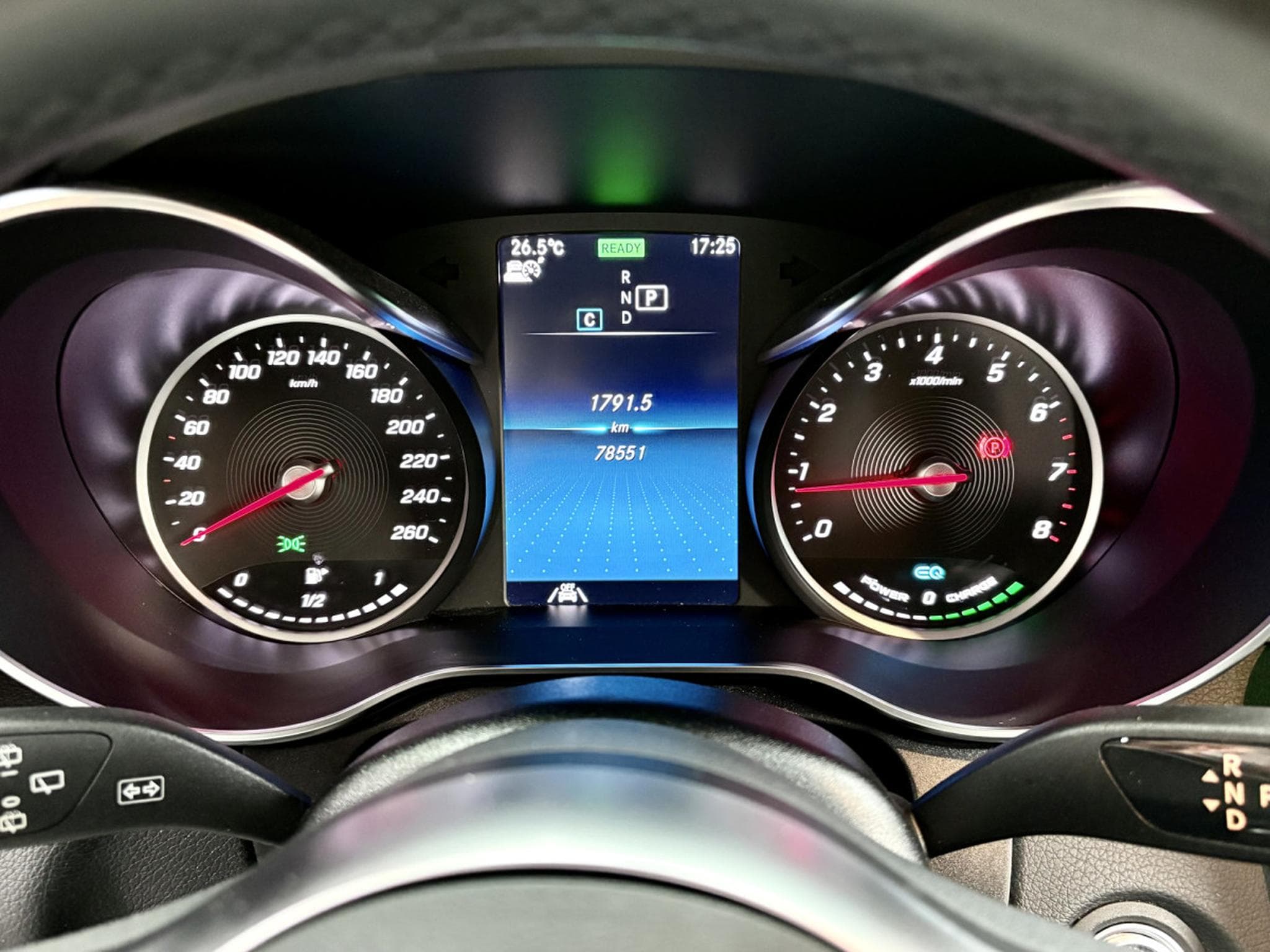 Mercedes 300 AMG LINE NIGHT EDITION 258 CV *CAM 360° * HAYON * (2021) - Foto 14