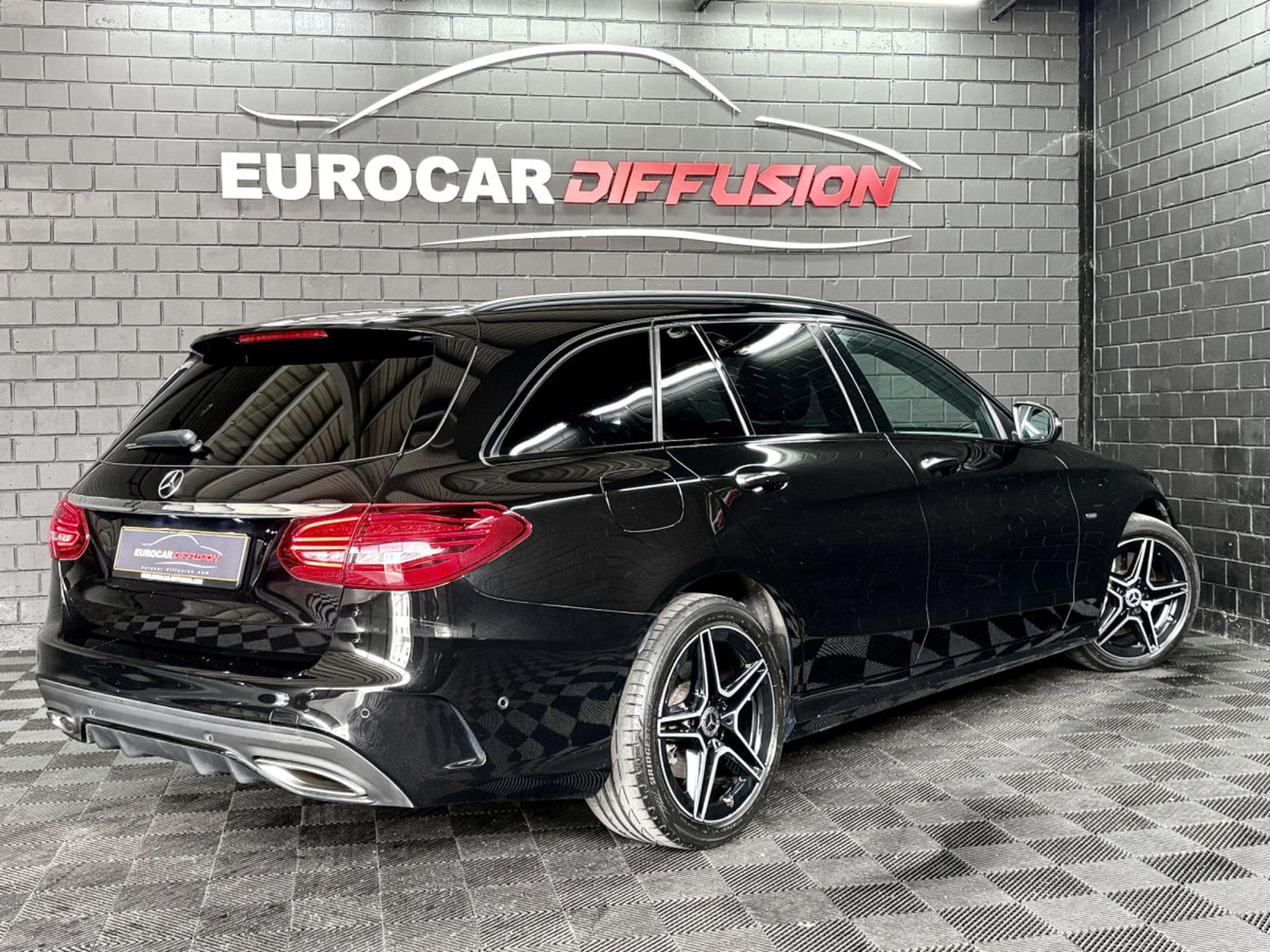 Mercedes 300 AMG LINE NIGHT EDITION 258 CV *CAM 360° * HAYON * (2021) - Foto 6