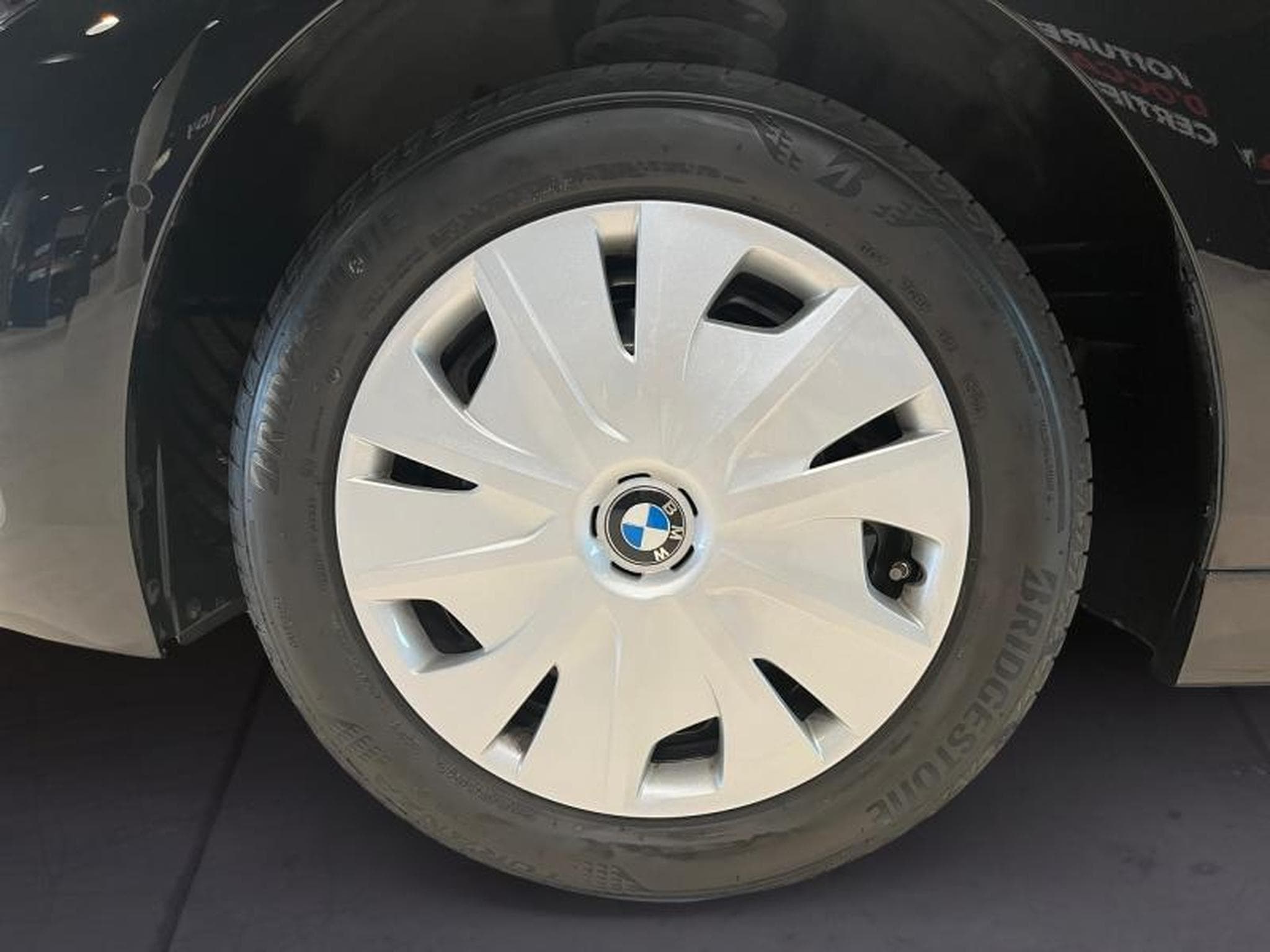 BMW 116 116i Hatch (2024) - Foto 9