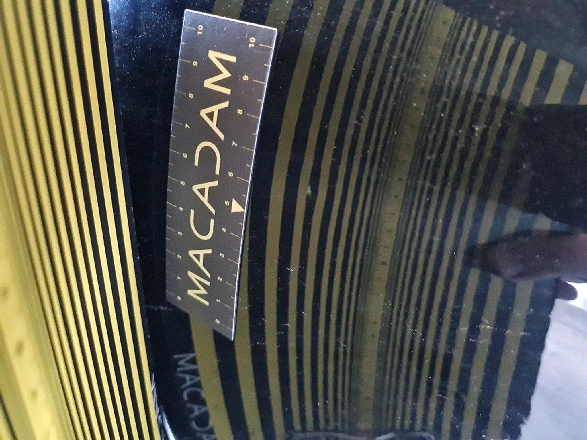 Mg Marvel R Luxury (2023) - Photo 20