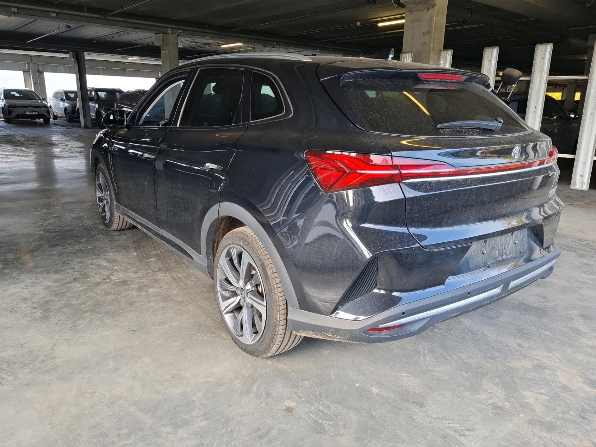 Mg Marvel R Luxury (2023) - Photo 3