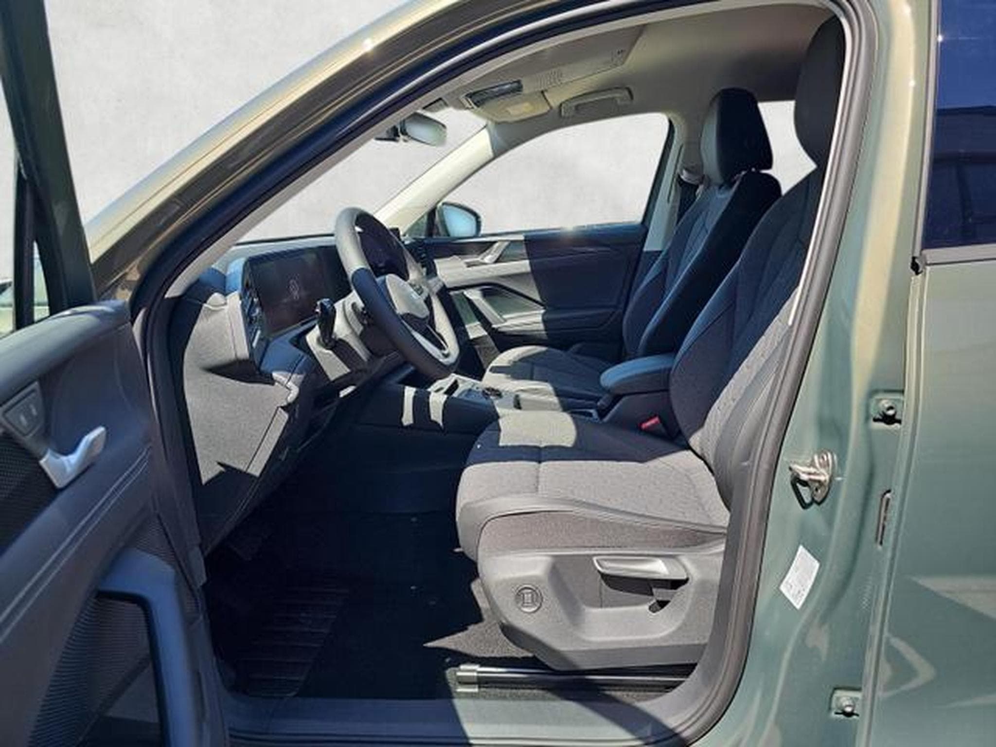 VW Tiguan 2.0 TDI 110 kW Life (2026) - Photo 9