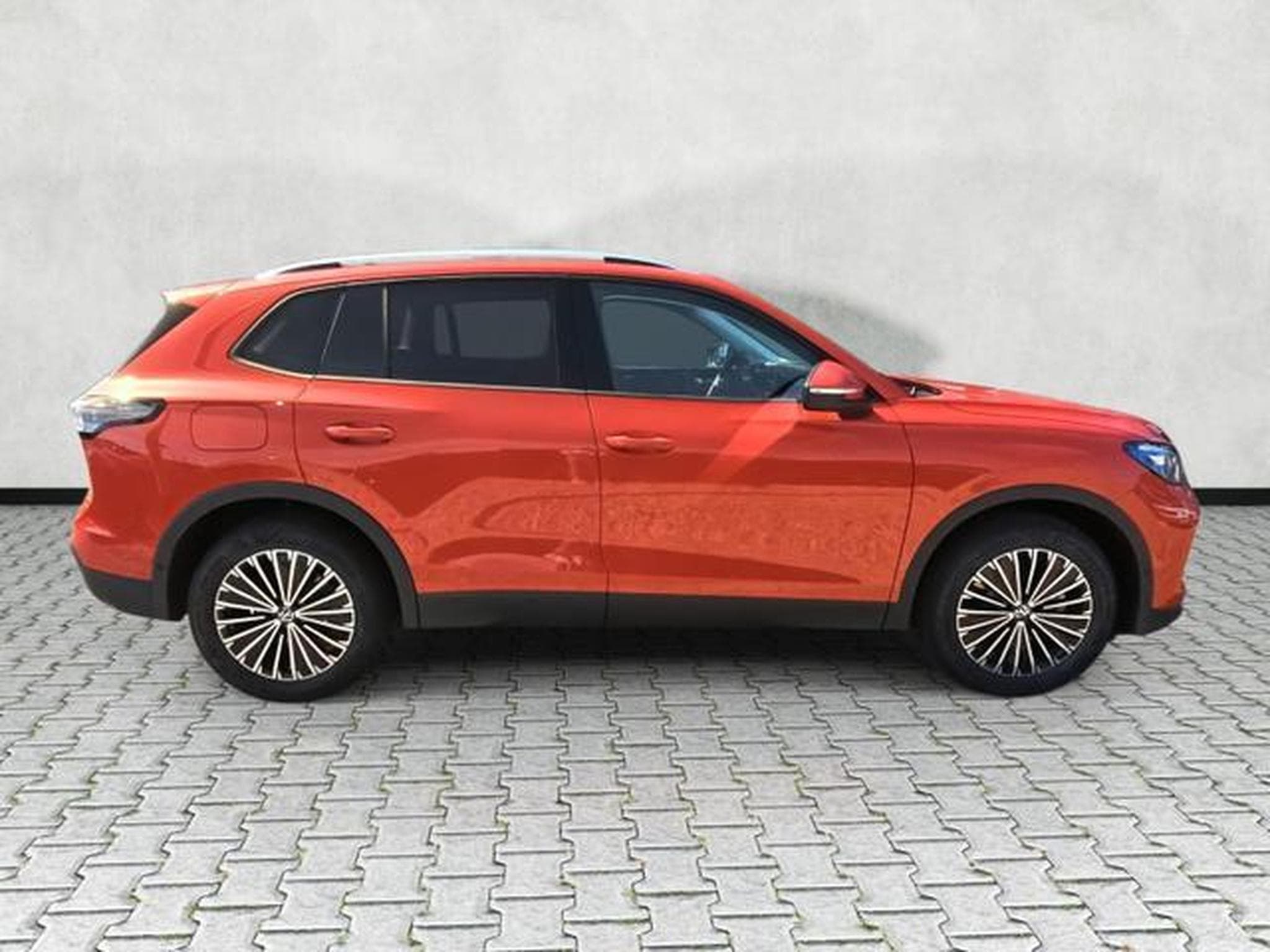 VW Tiguan 2.0 TDI 110 kW Life (2026) - Photo 8