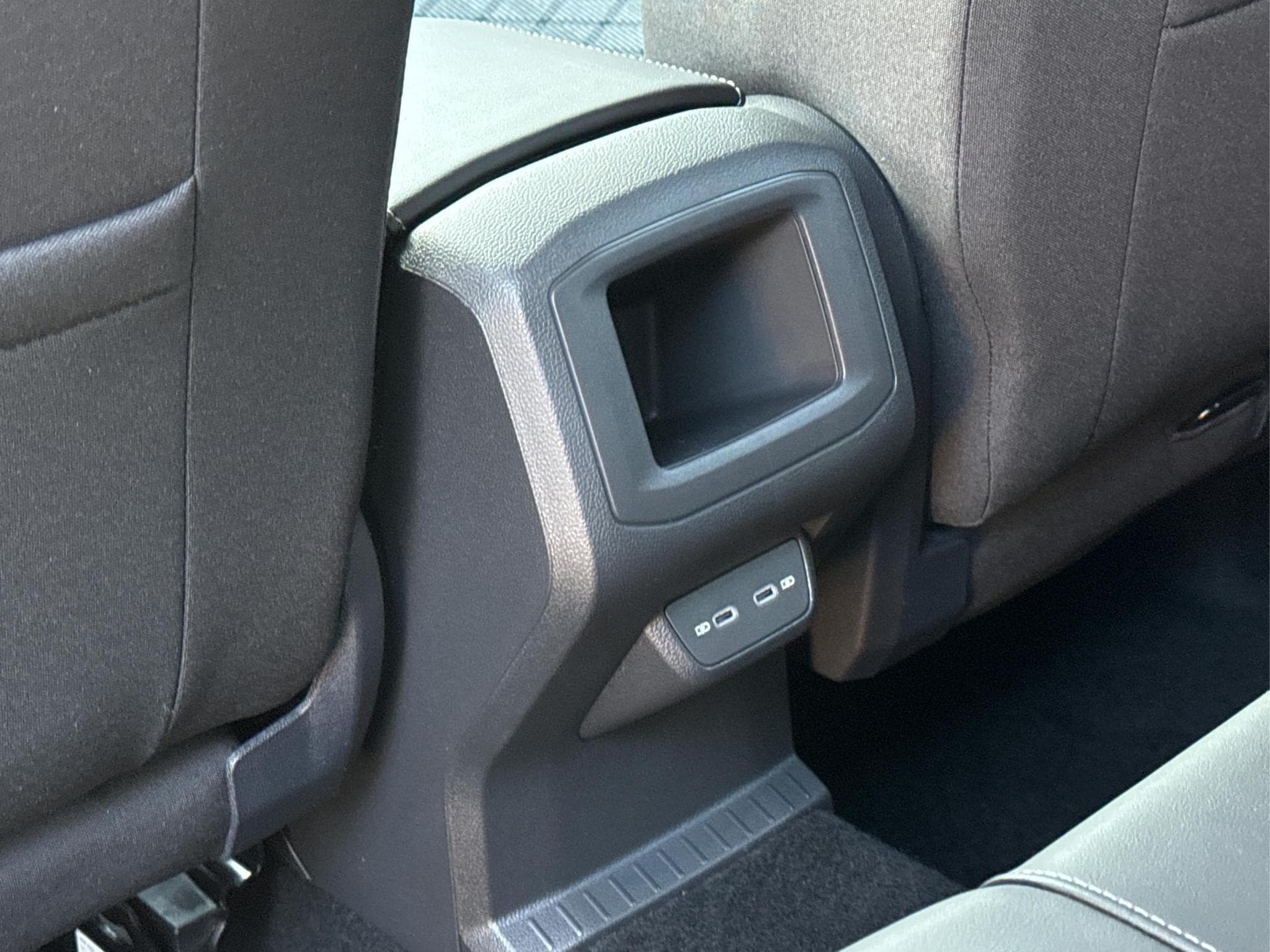 VW T-Cross R-Line Limited (2026) - Photo 16