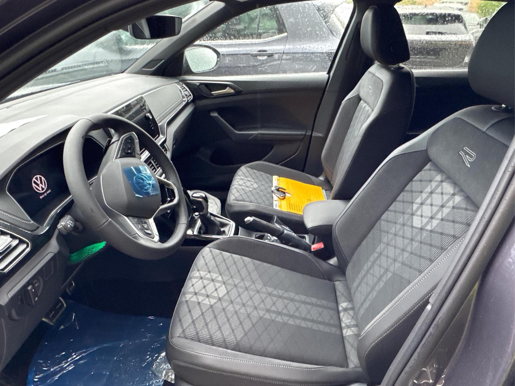VW T-Cross R-Line (2026) - Photo 9
