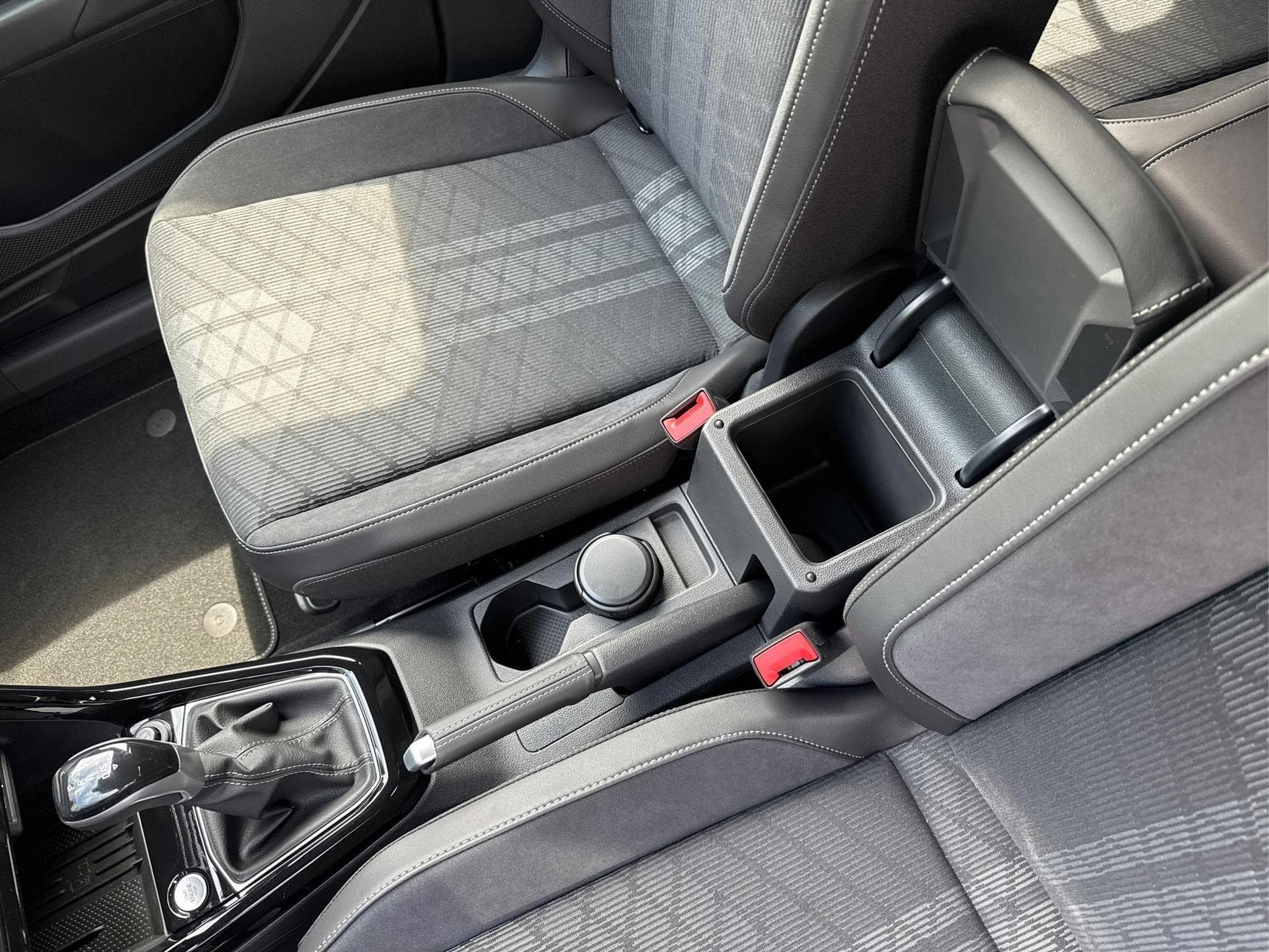VW T-Cross R-Line (2026) - Foto 13