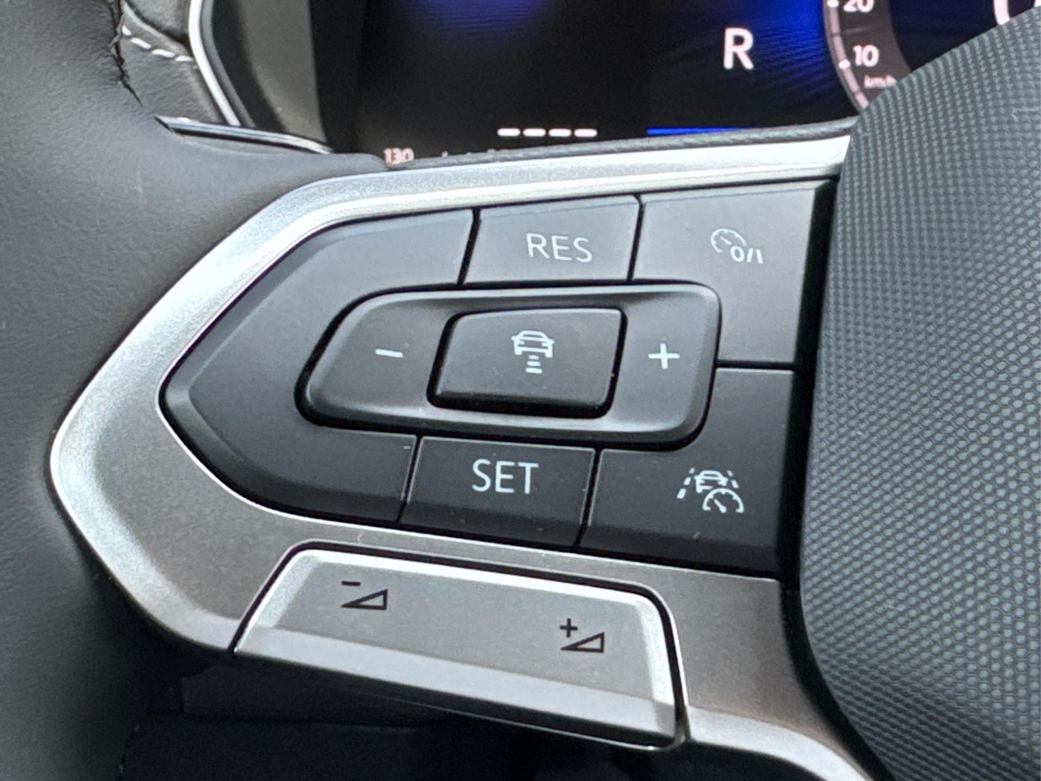 VW T-Cross R-Line (2026) - Foto 22