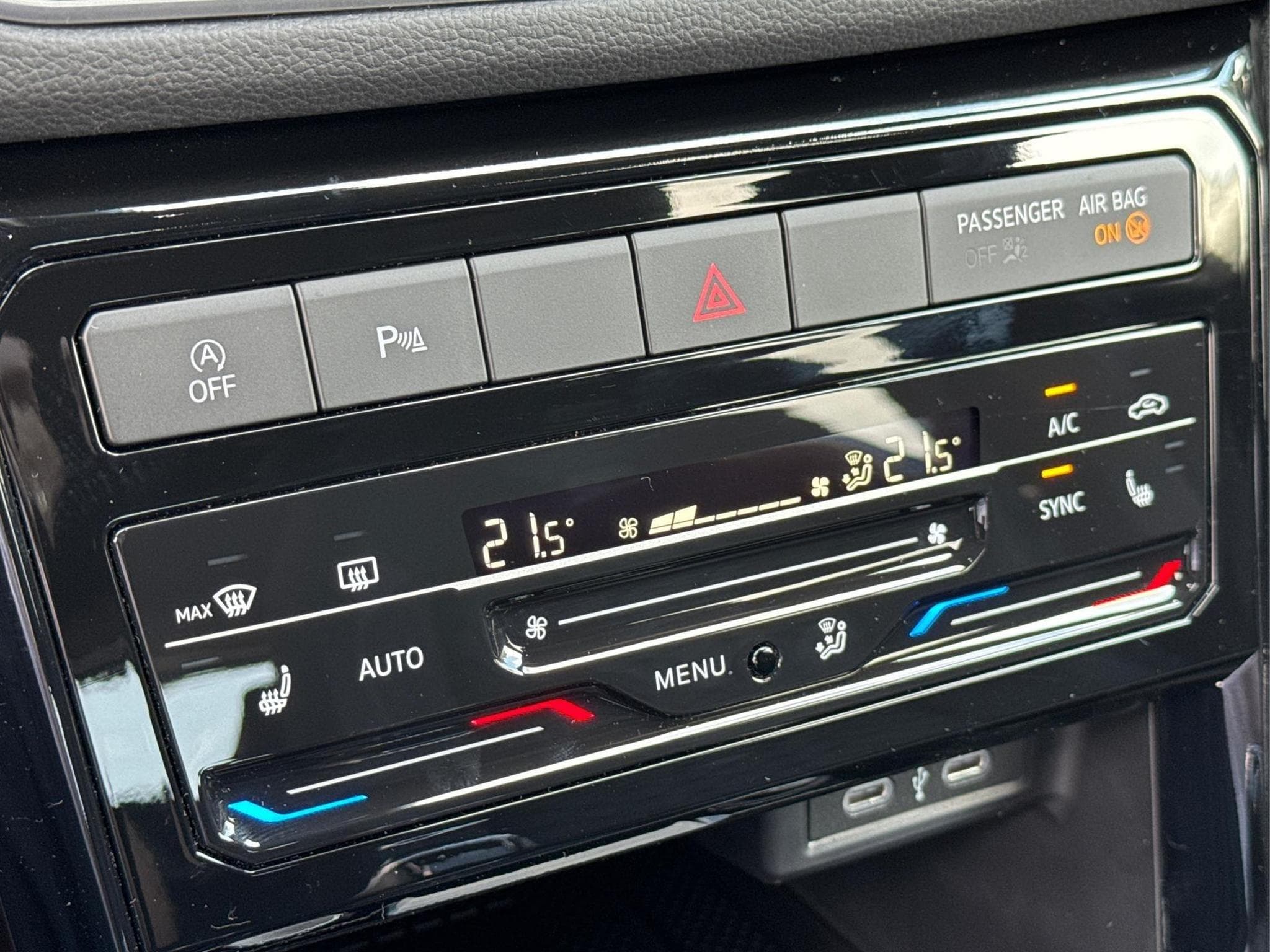 VW T-Cross R-Line (2026) - Foto 21