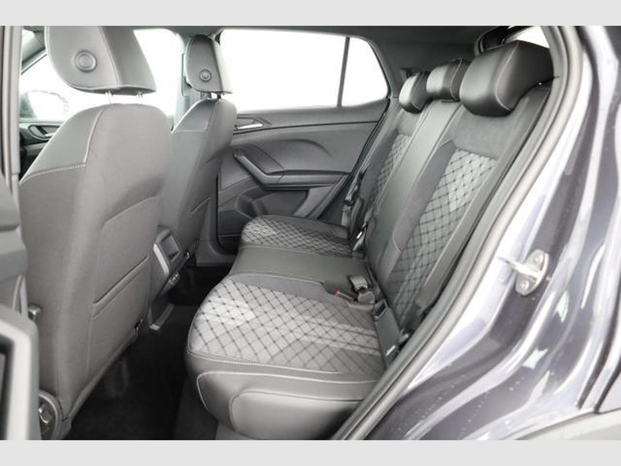 VW T-Cross 1.5 TSI 110 kW R-Line (2026) - Photo 9