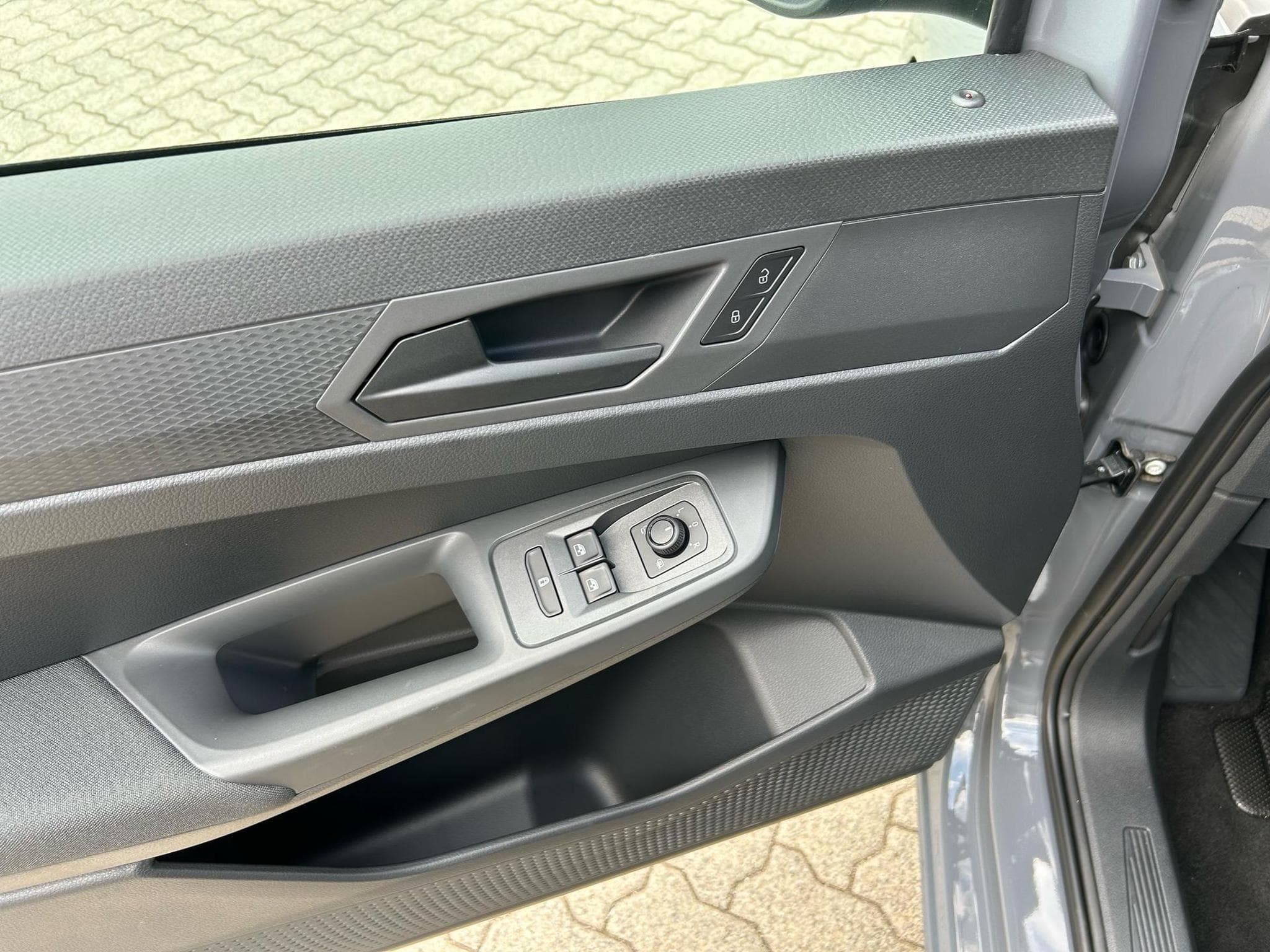VW Caddy Life Maxi (2026) - Photo 3