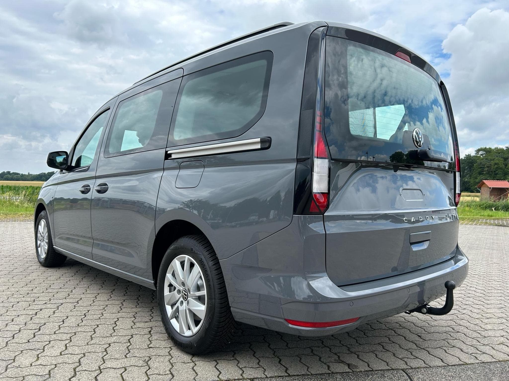 VW Caddy Life Maxi (2026) - Foto 17