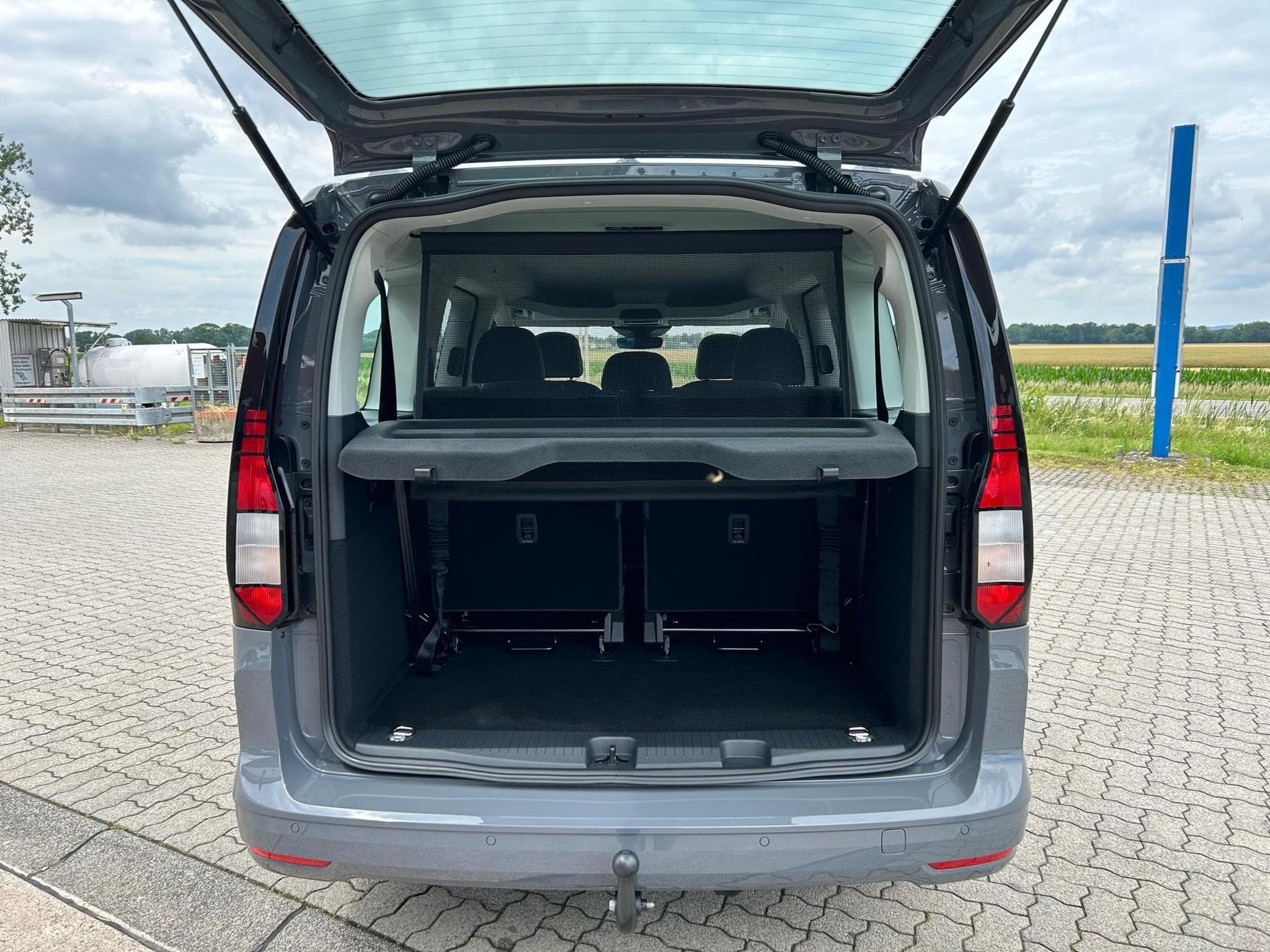 VW Caddy Life Maxi (2026) - Foto 18