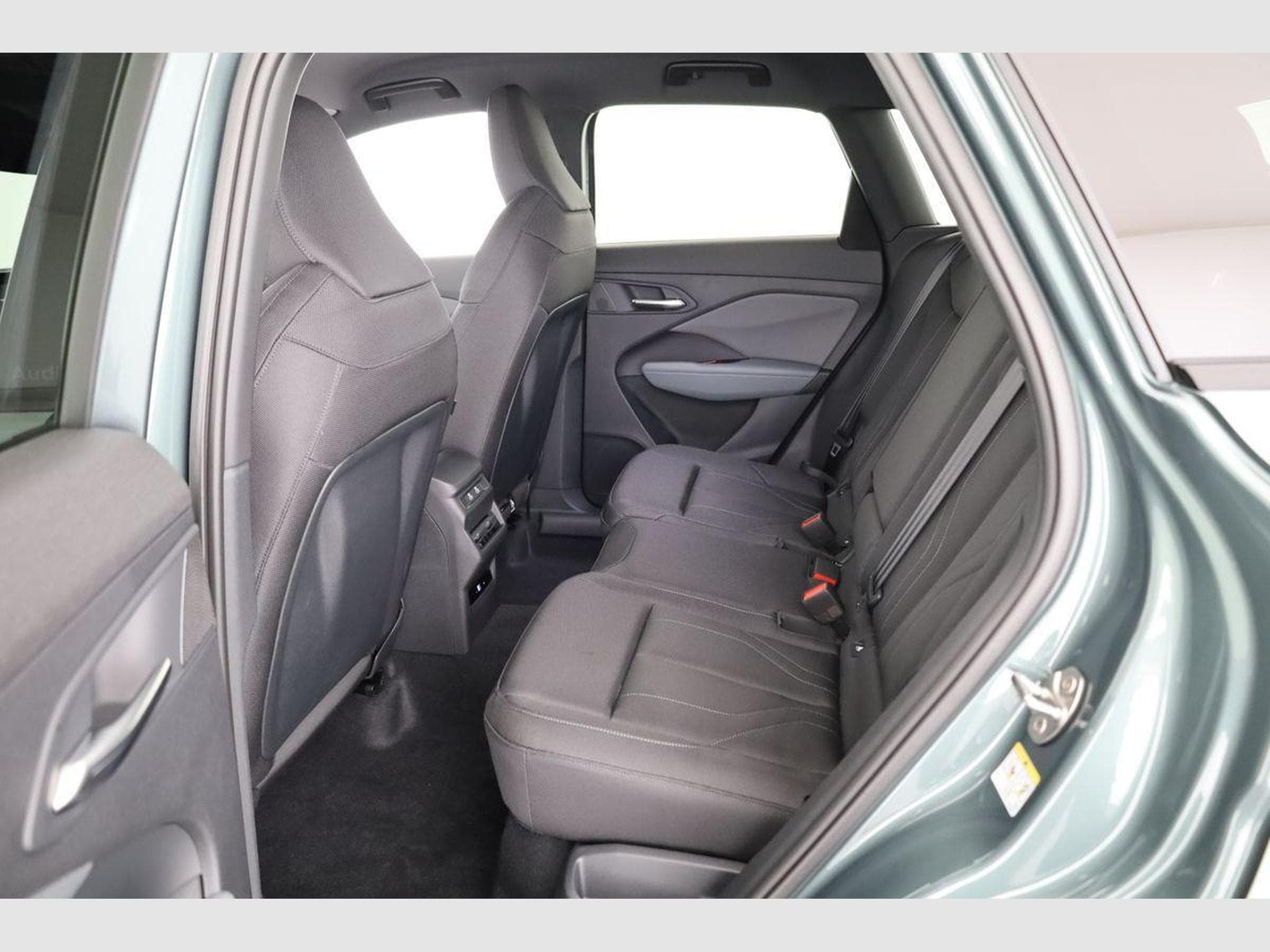 Audi Q3 TFSI quattro 150 kW (2026) - Photo 12
